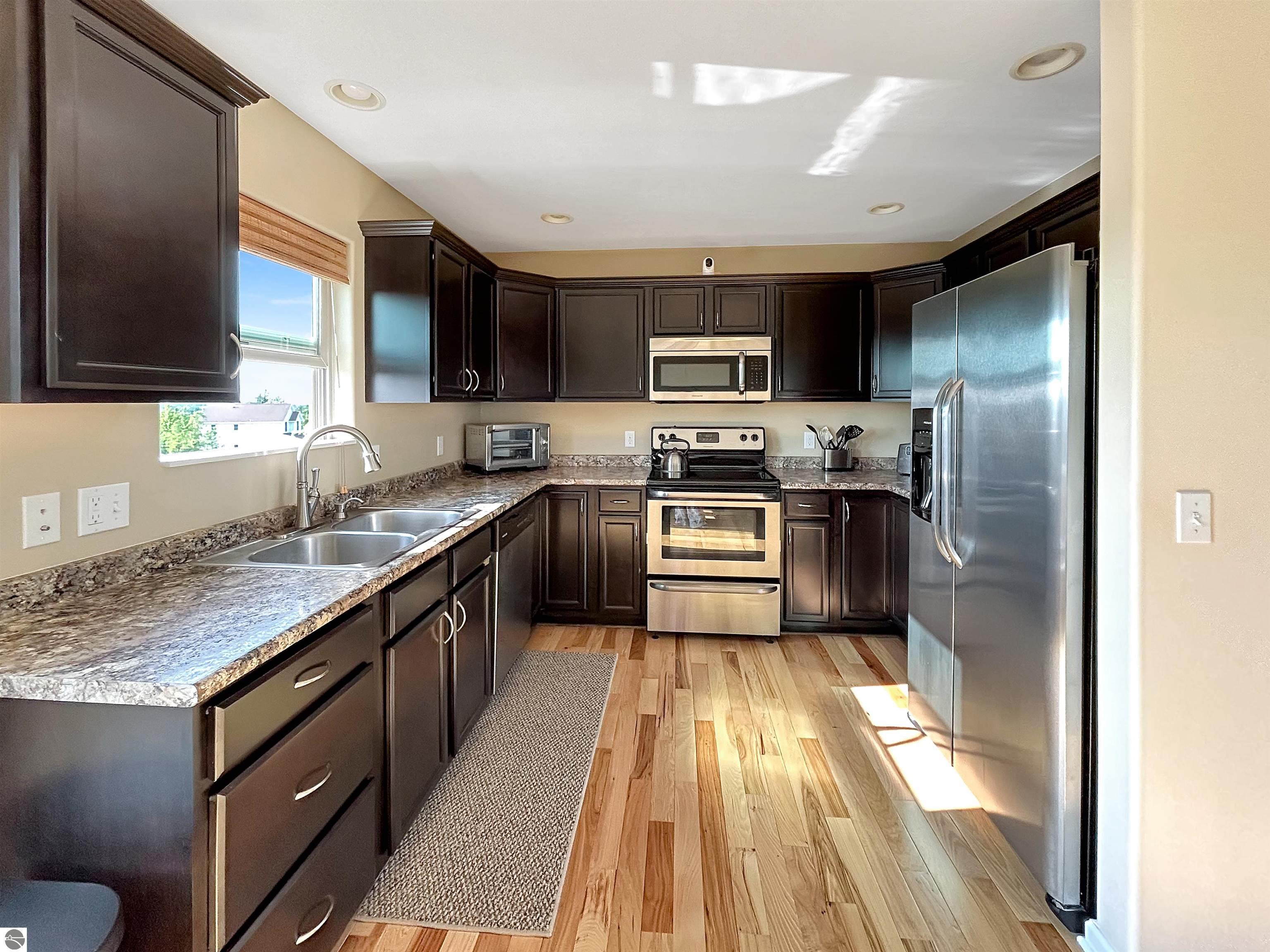 564 Kingsley Ridge Drive, Kingsley, MI 49649 — Photo 10