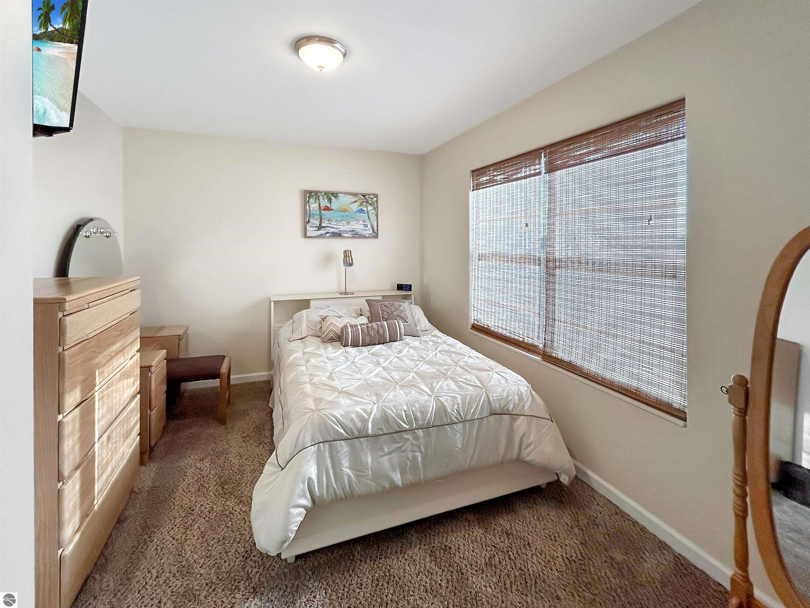 564 Kingsley Ridge Drive, Kingsley, MI 49649 — Photo 17