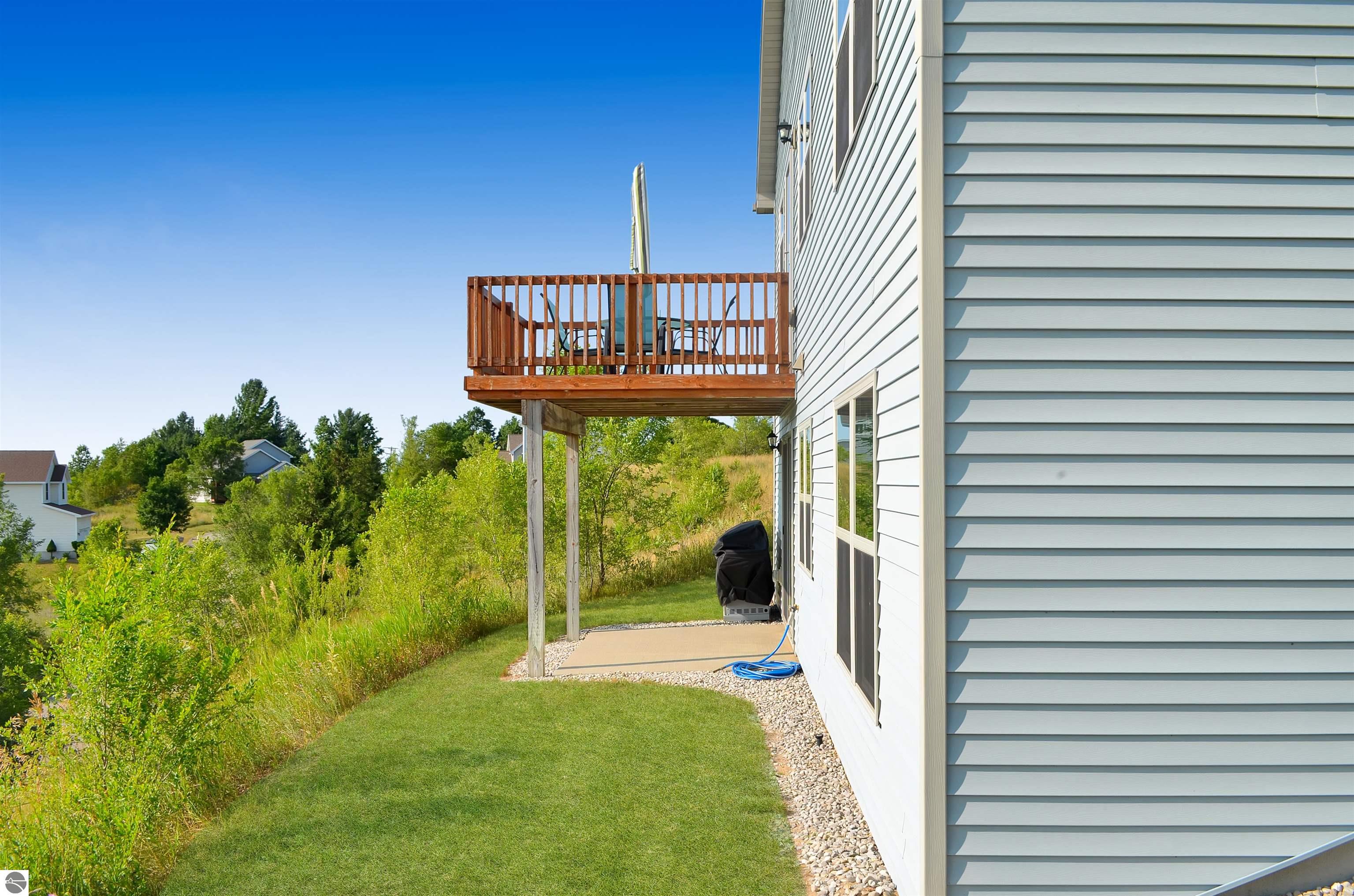 564 Kingsley Ridge Drive, Kingsley, MI 49649 — Photo 29