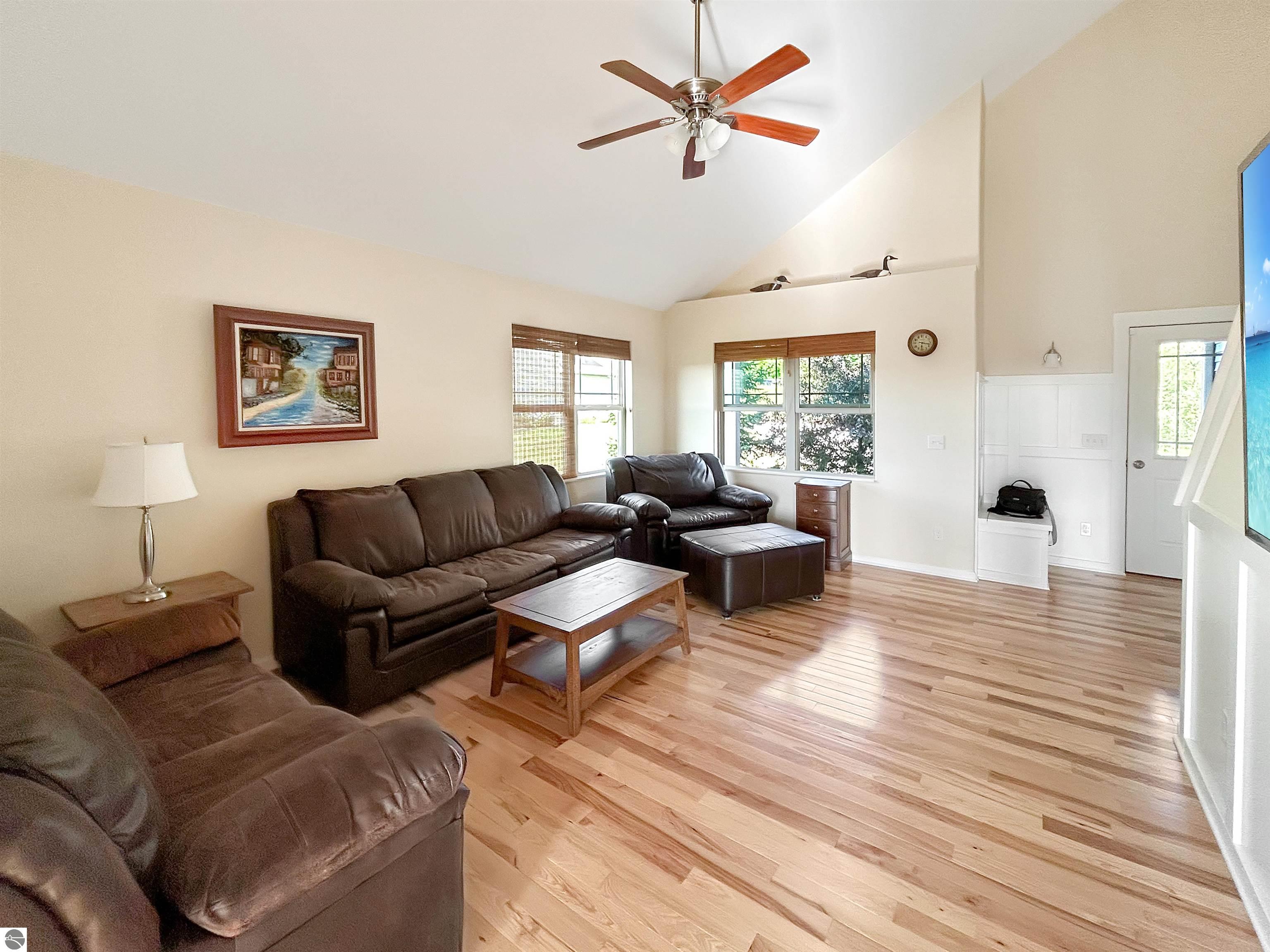 564 Kingsley Ridge Drive, Kingsley, MI 49649 — Photo 6