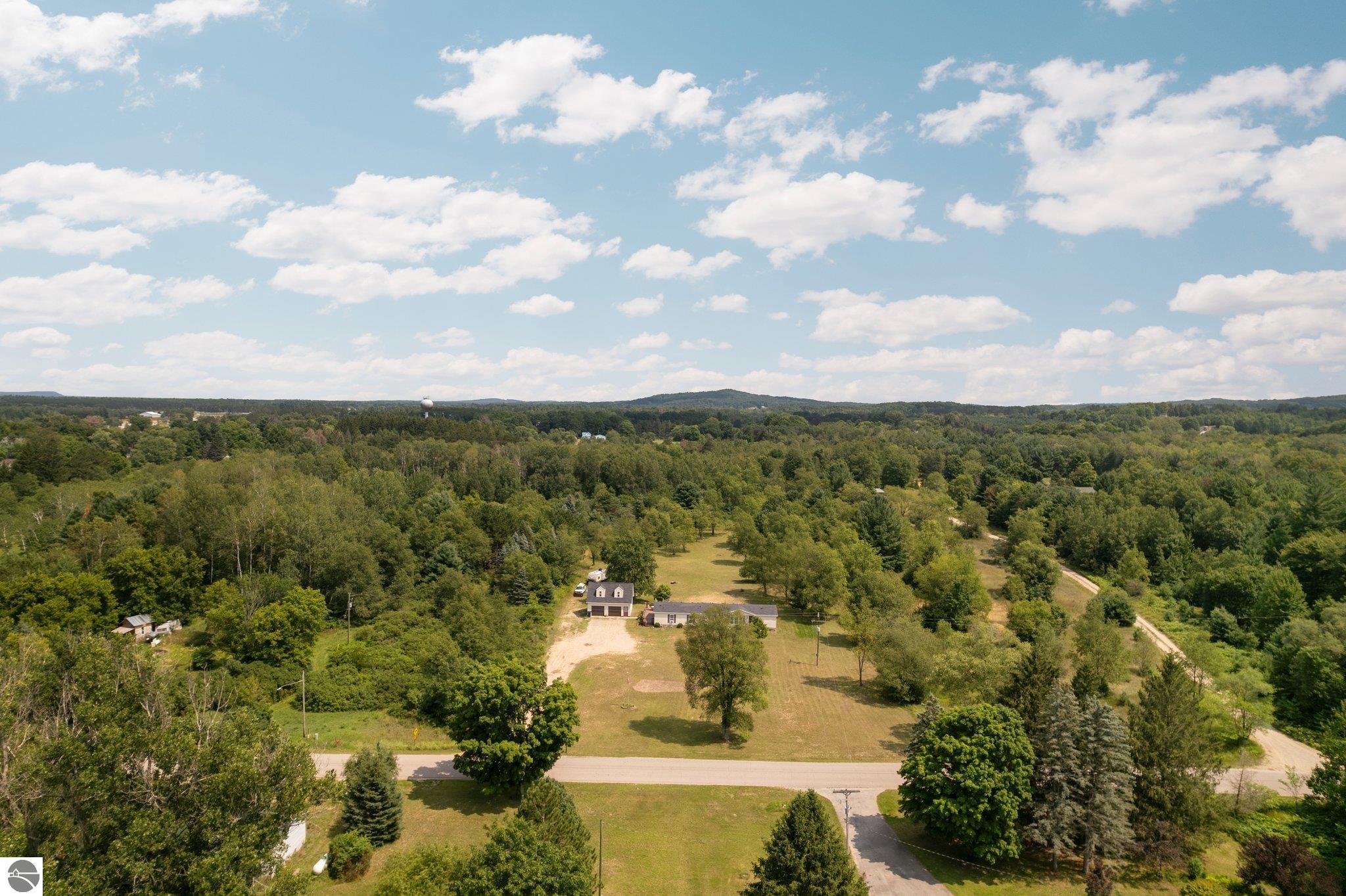 4358 N 11 Road, Mesick, MI 49668 — Photo 26