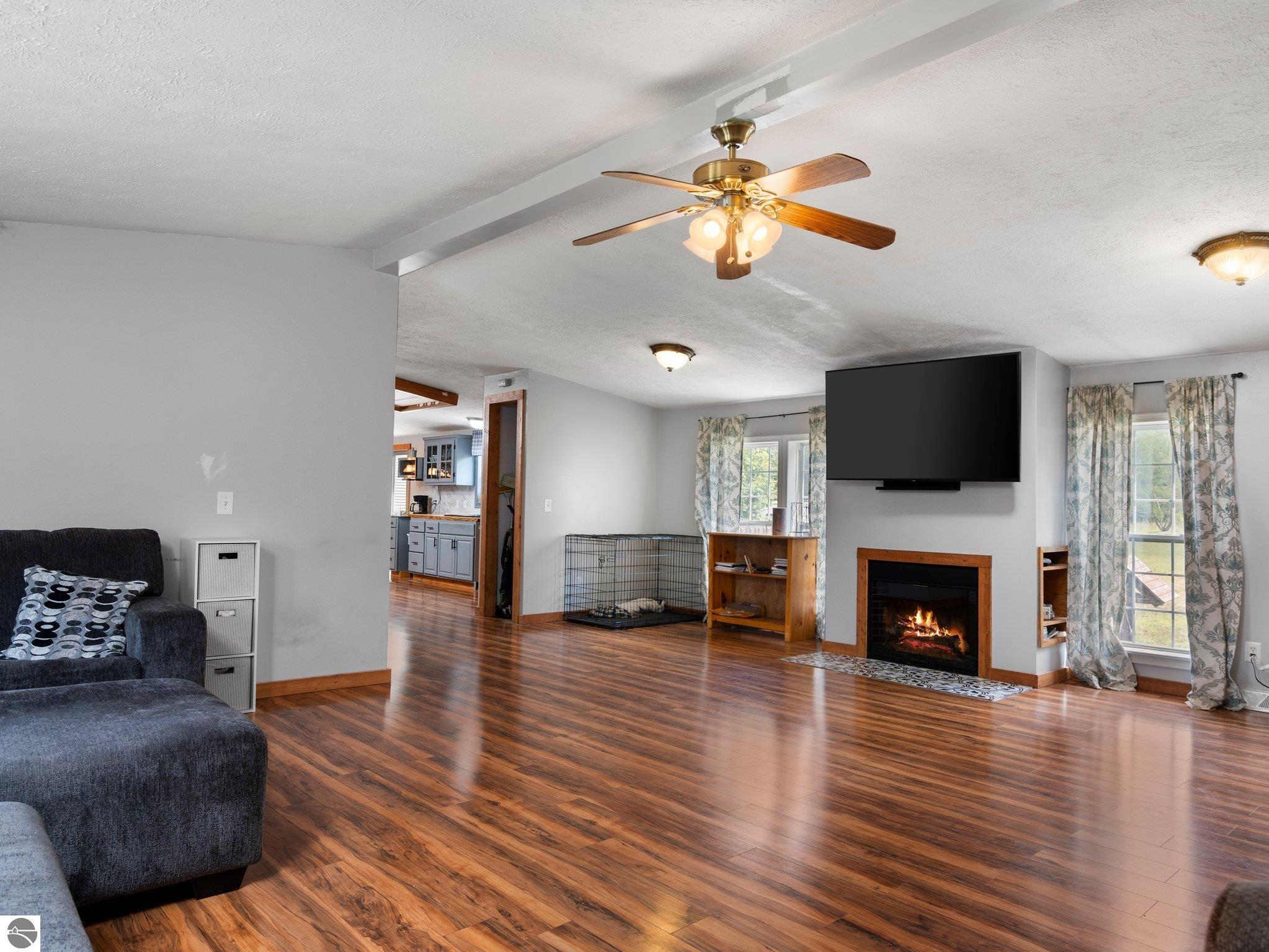 4358 N 11 Road, Mesick, MI 49668 — Photo 4