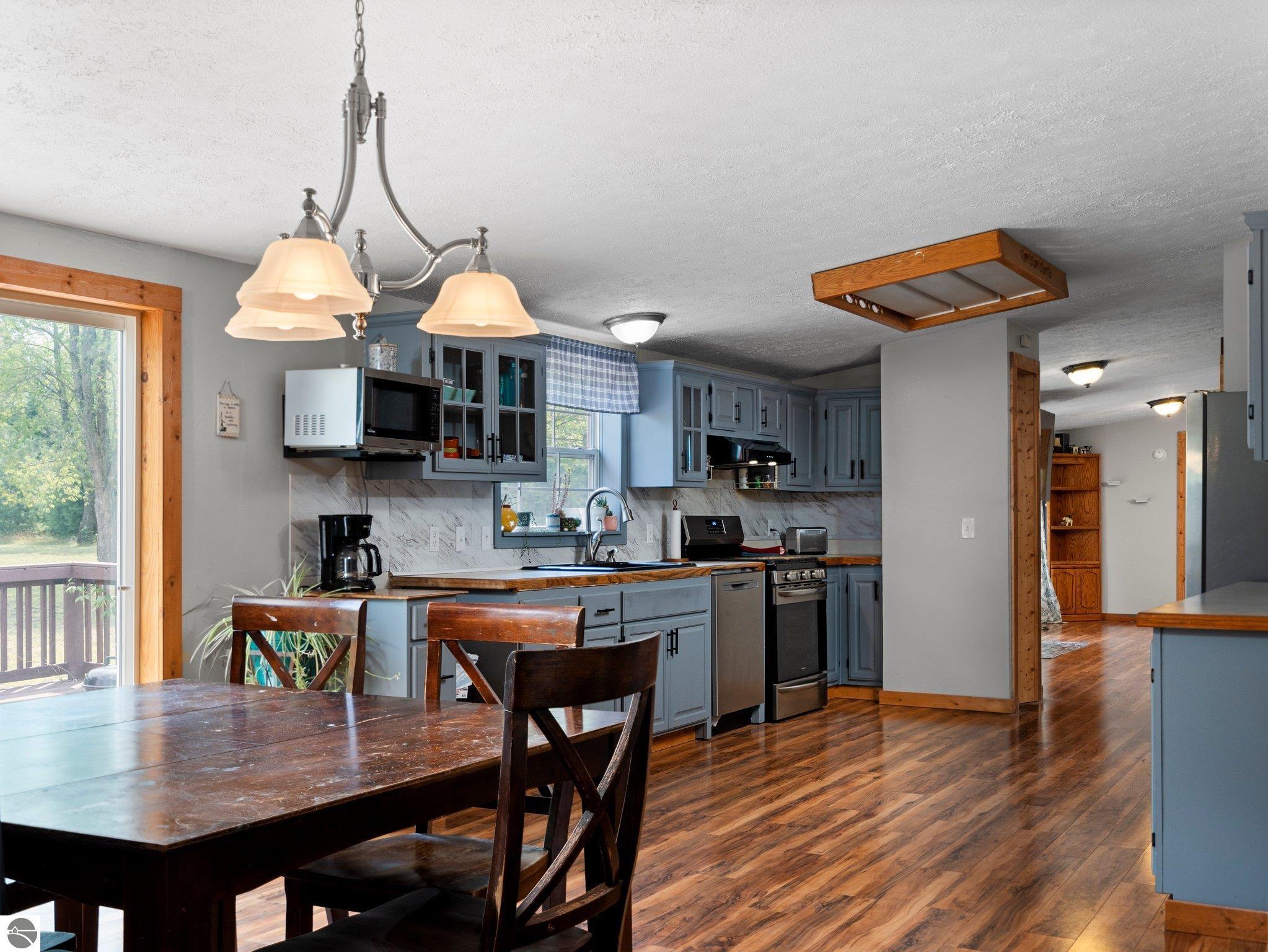 4358 N 11 Road, Mesick, MI 49668 — Photo 8