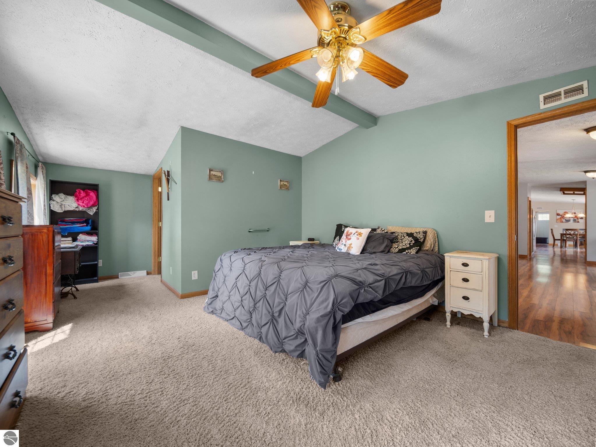 4358 N 11 Road, Mesick, MI 49668 — Photo 10
