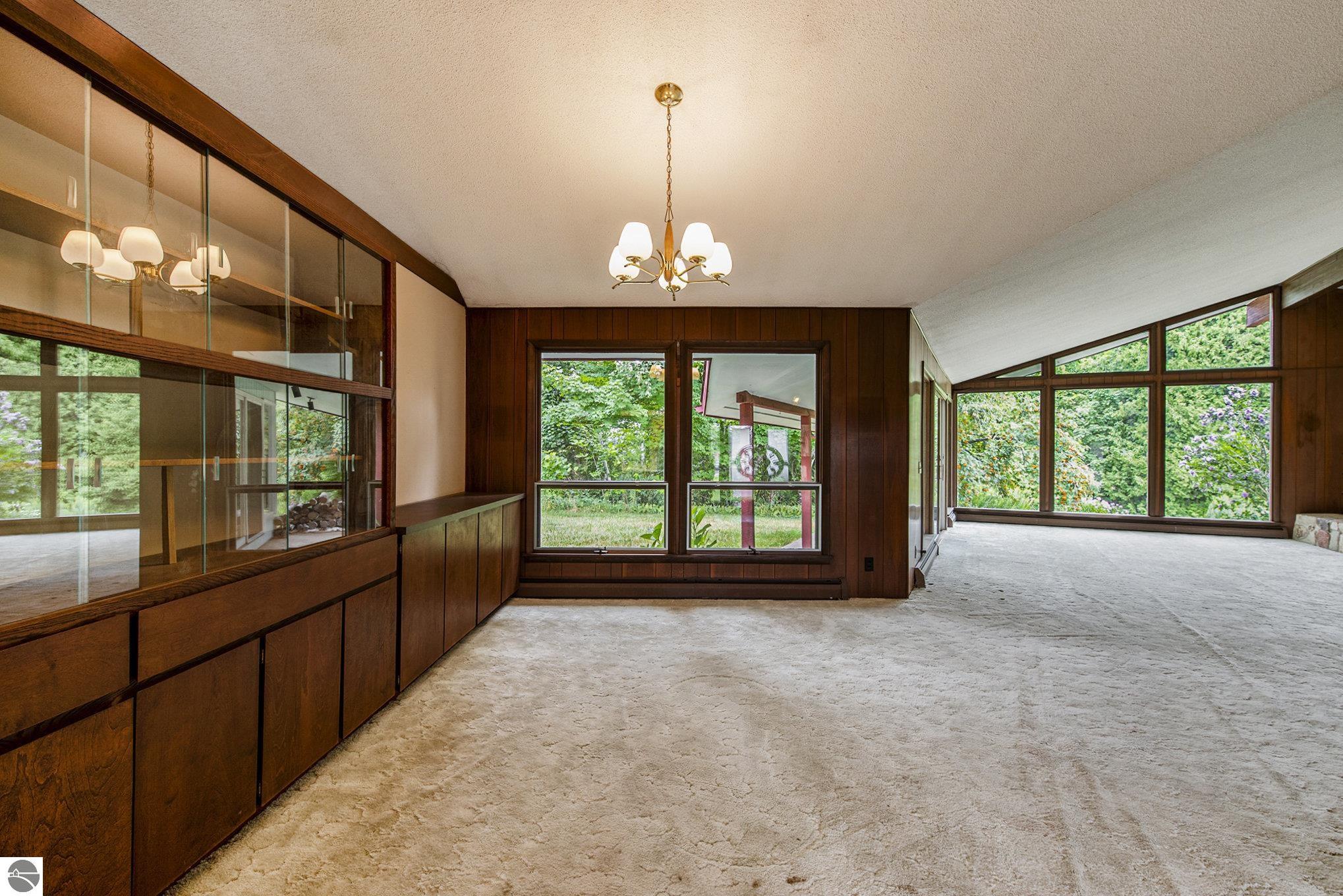 400 Lamoreaux Drive, Elk Rapids, MI 49629 — Photo 11