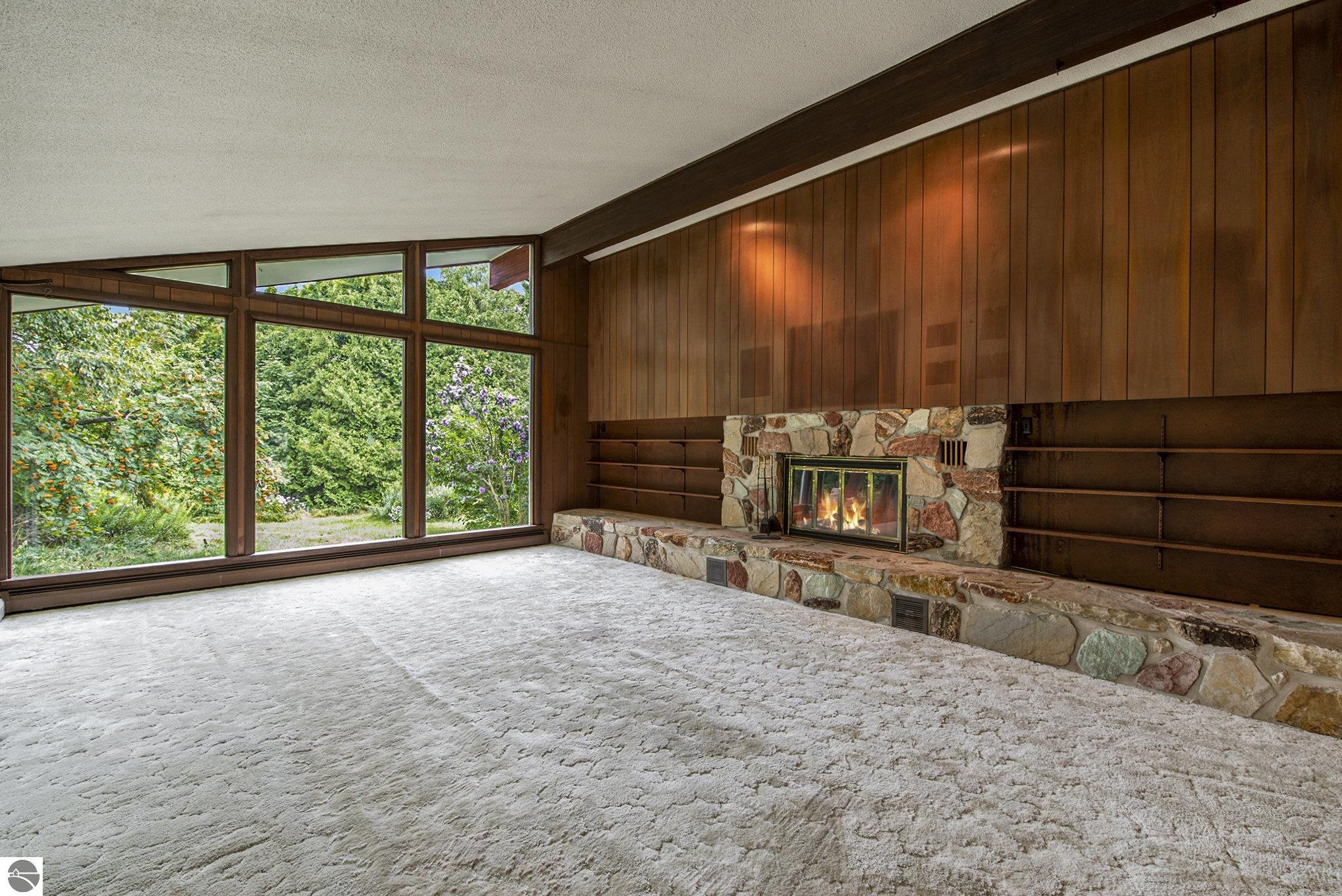 400 Lamoreaux Drive, Elk Rapids, MI 49629 — Photo 10