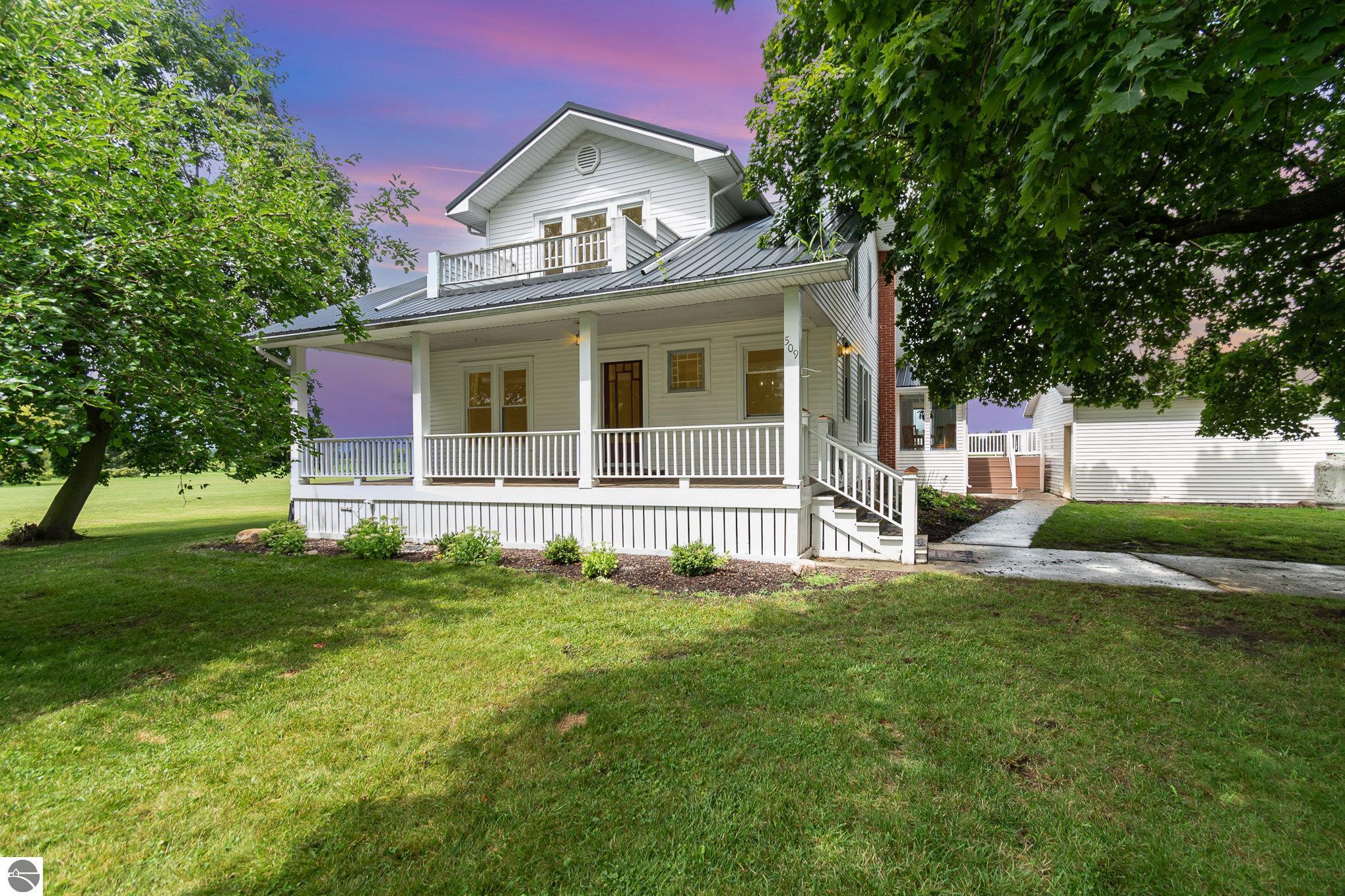 509 E Section Line Road, Ashley, MI 48806 — front exterior