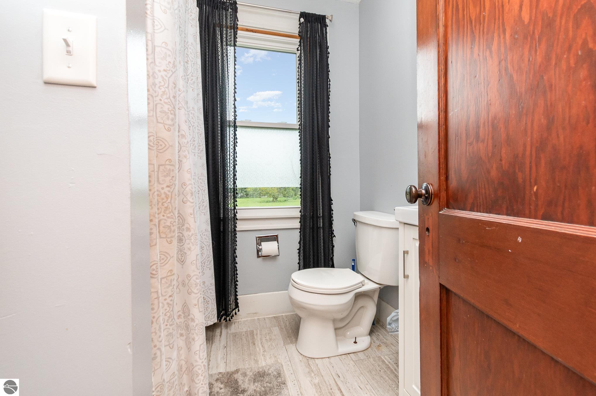 509 E Section Line Road, Ashley, MI 48806 — Photo 14