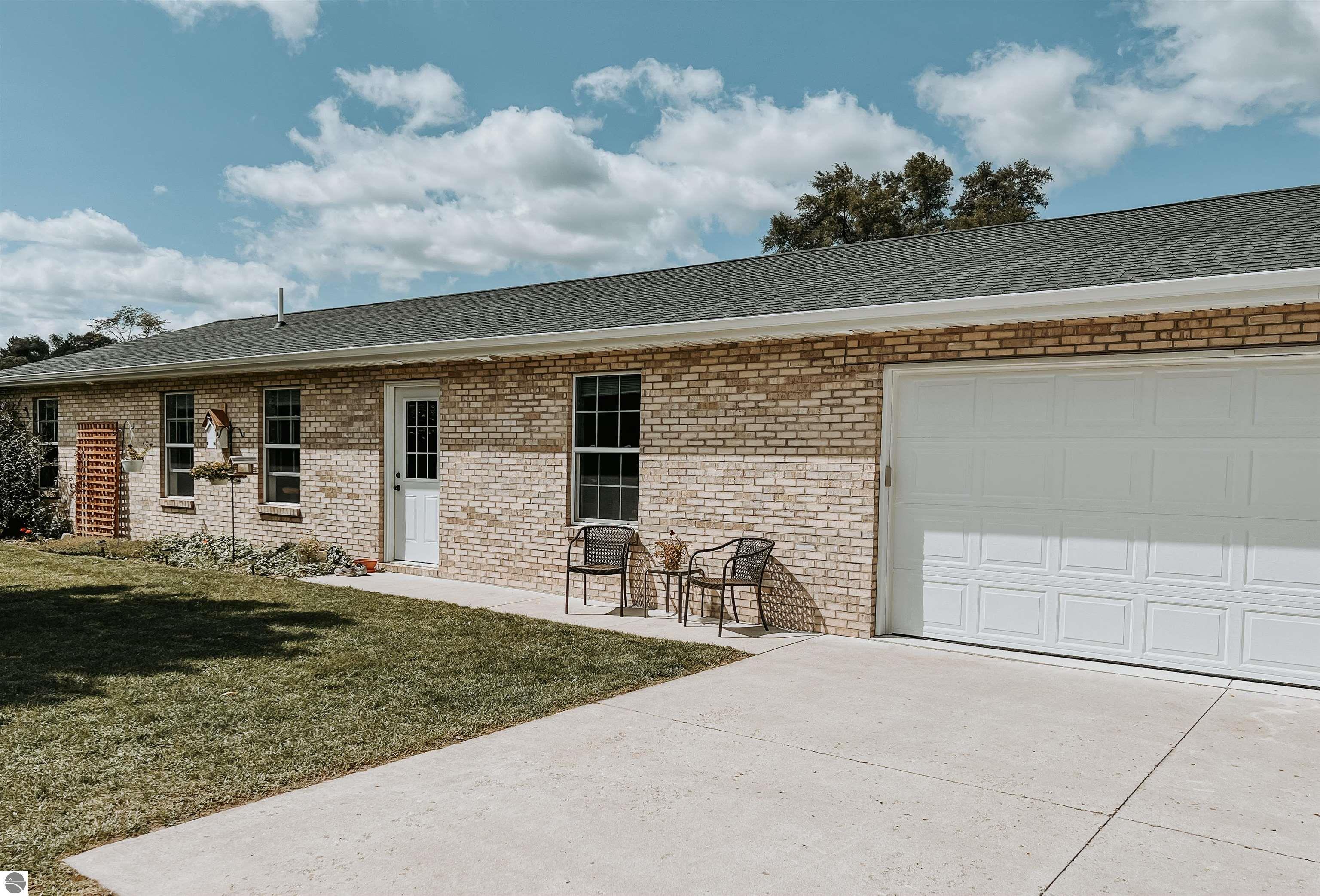 1014 Bishop Lane, Lake Isabella, MI 48893 — Photo 2