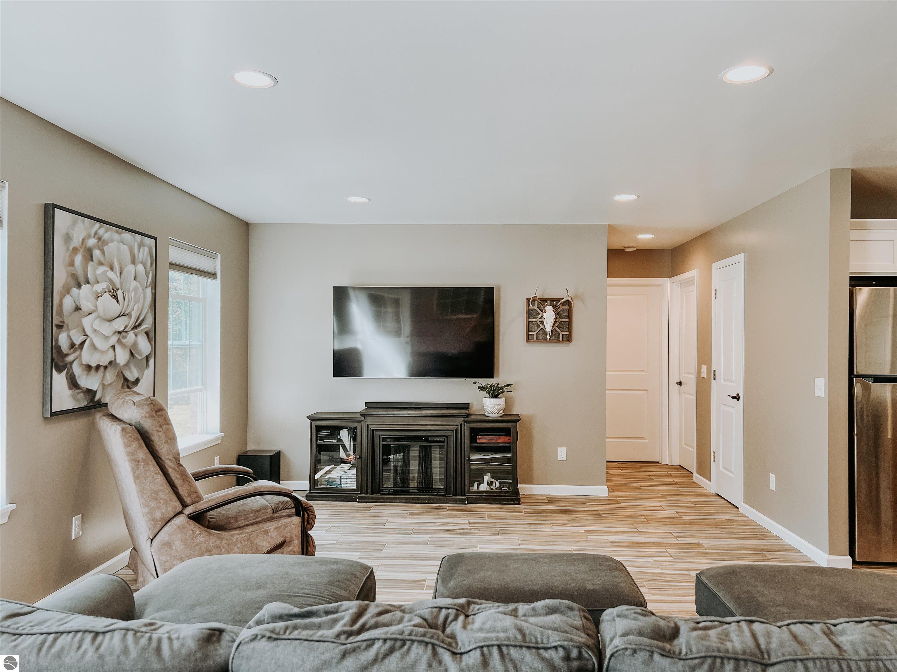 1014 Bishop Lane, Lake Isabella, MI 48893 — Photo 5
