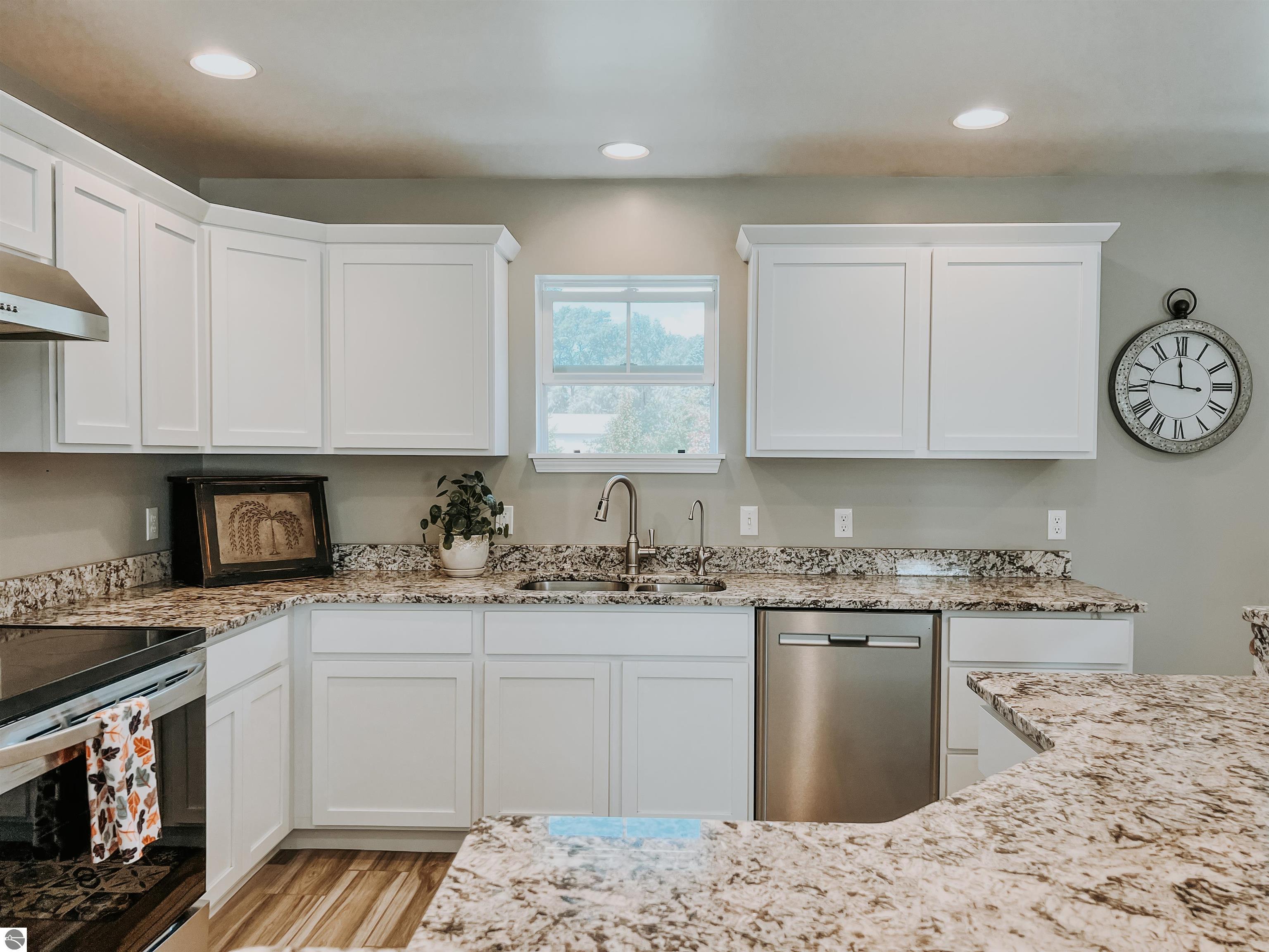 1014 Bishop Lane, Lake Isabella, MI 48893 — Photo 8