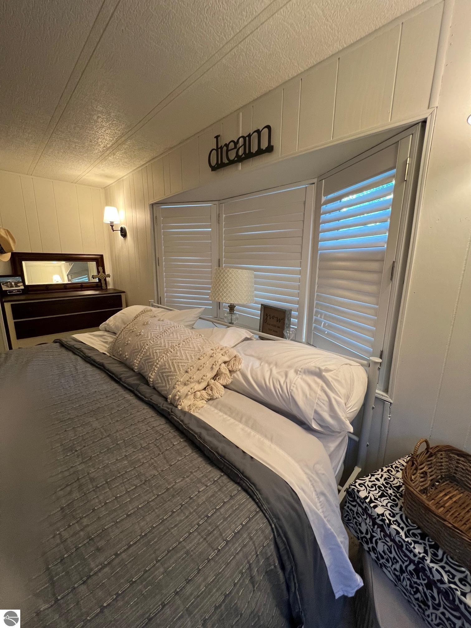 614 Driftwood, Elk Rapids, MI 49629 — Photo 15