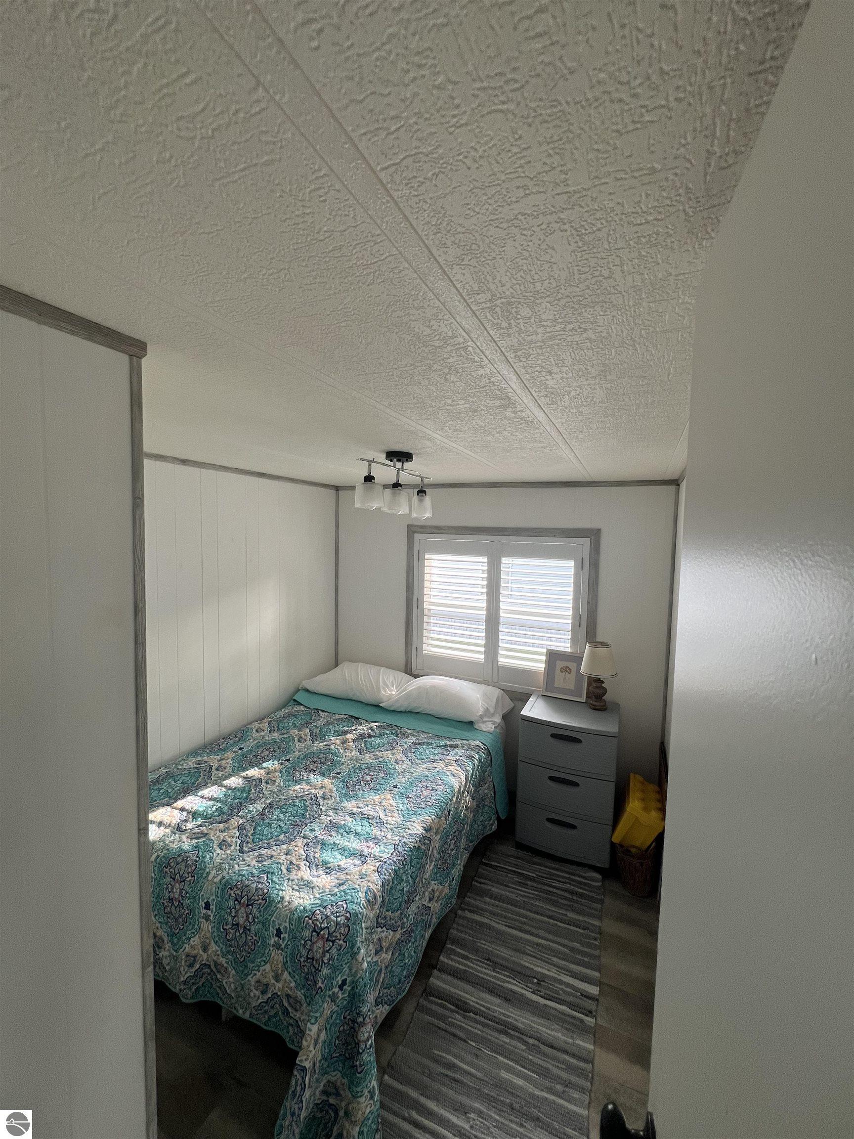 614 Driftwood, Elk Rapids, MI 49629 — Photo 16
