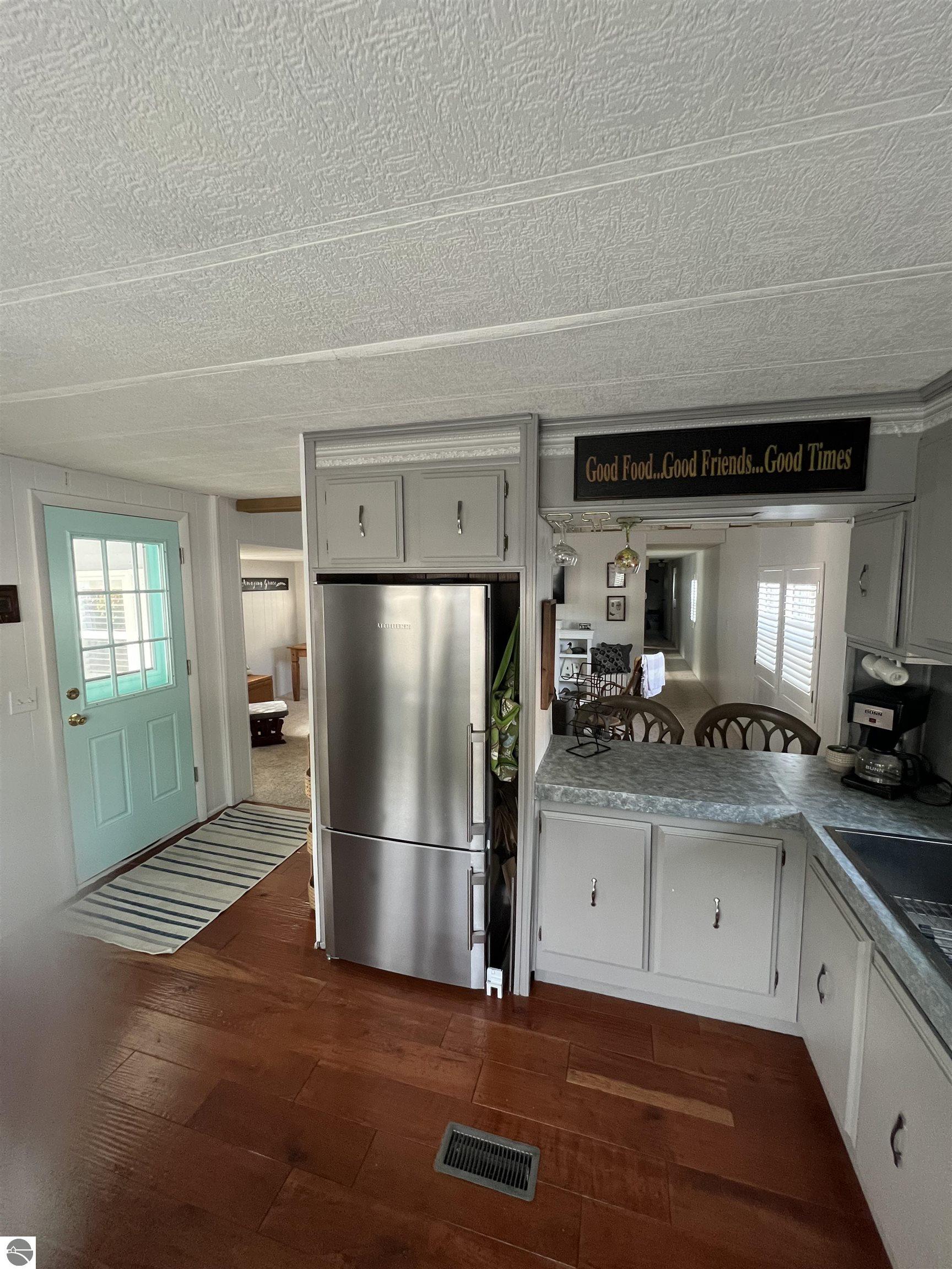 614 Driftwood, Elk Rapids, MI 49629 — Photo 5