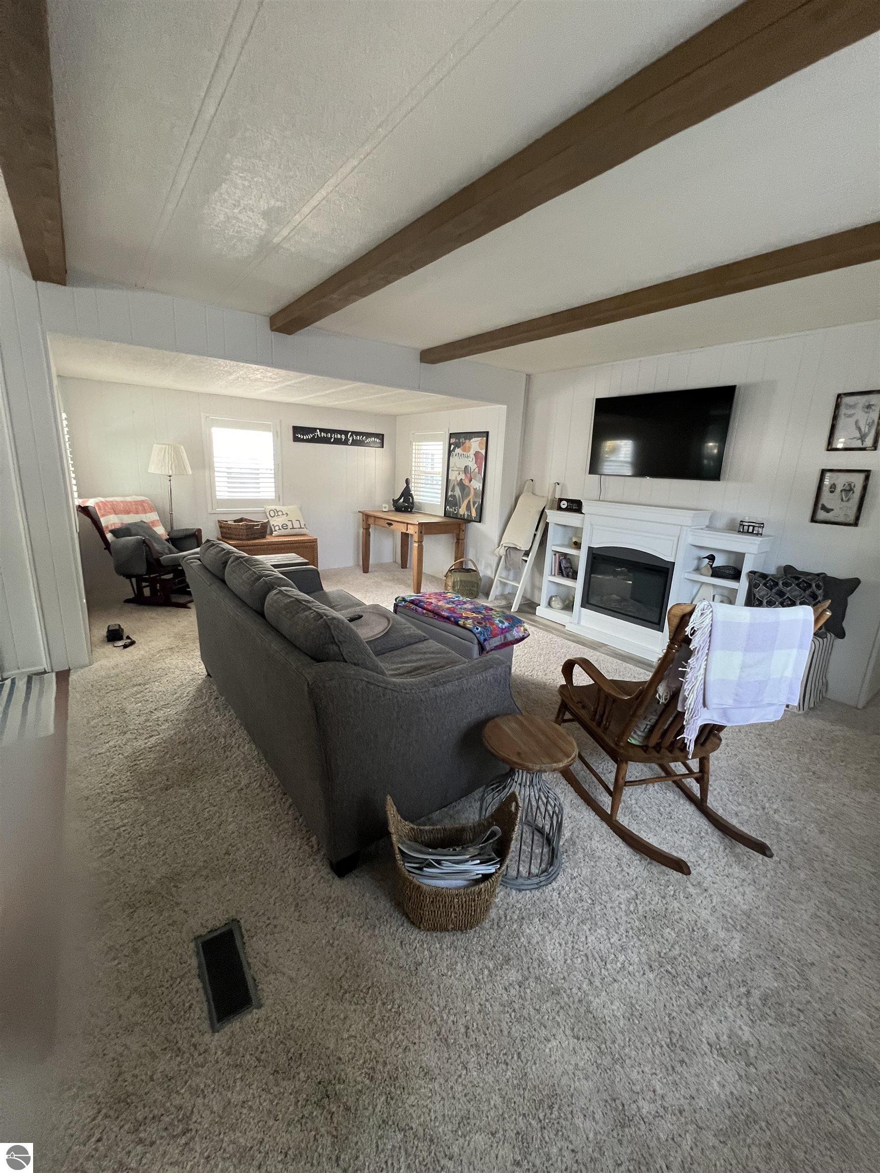 614 Driftwood, Elk Rapids, MI 49629 — Photo 10