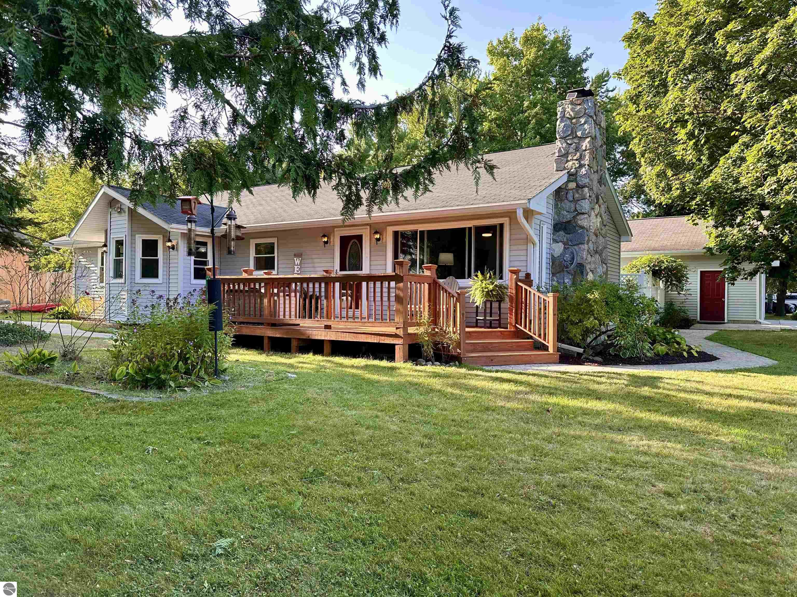 509 E Third Street, Elk Rapids, MI 49629 — front exterior