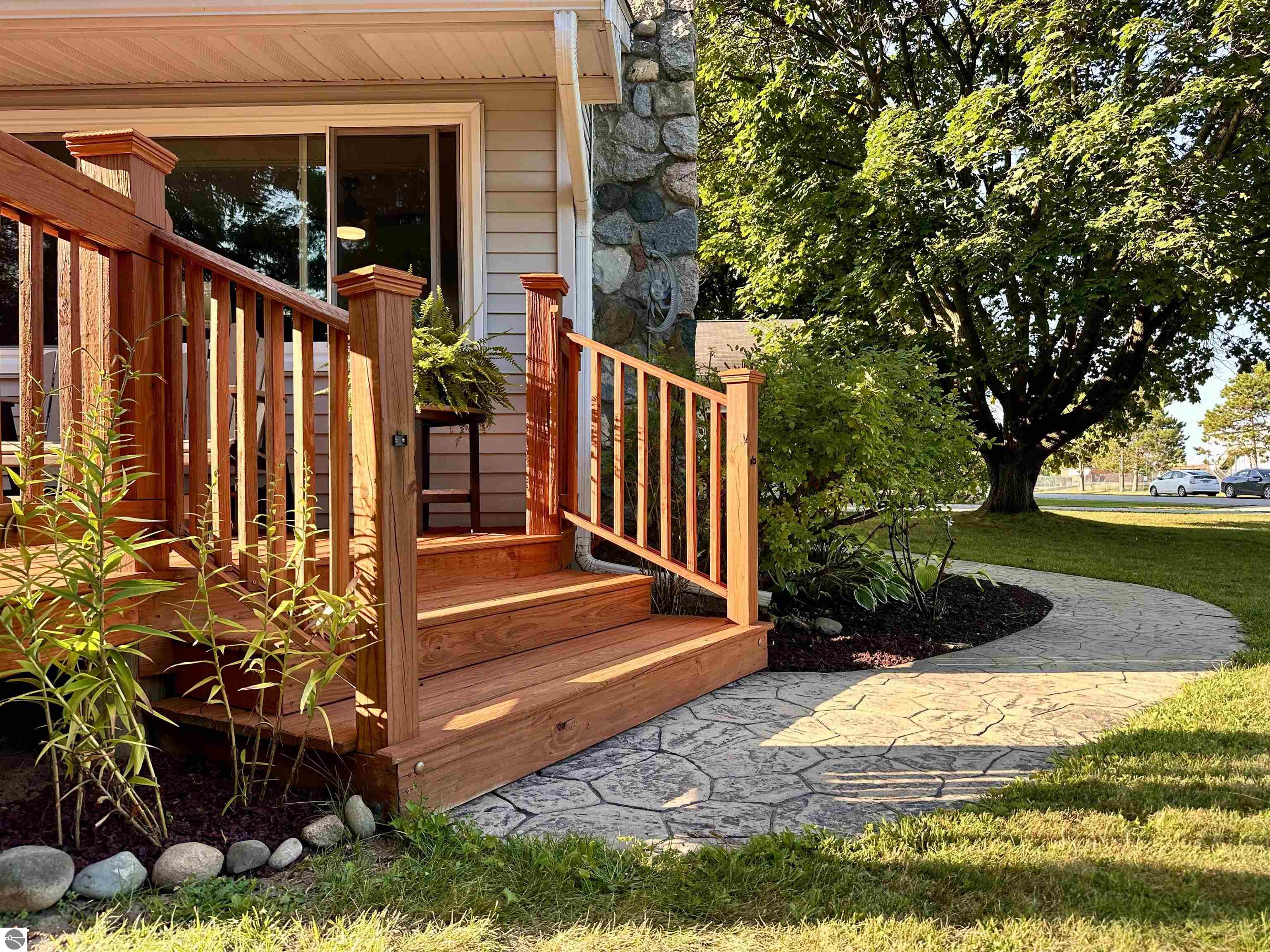 509 E Third Street, Elk Rapids, MI 49629 — Photo 2