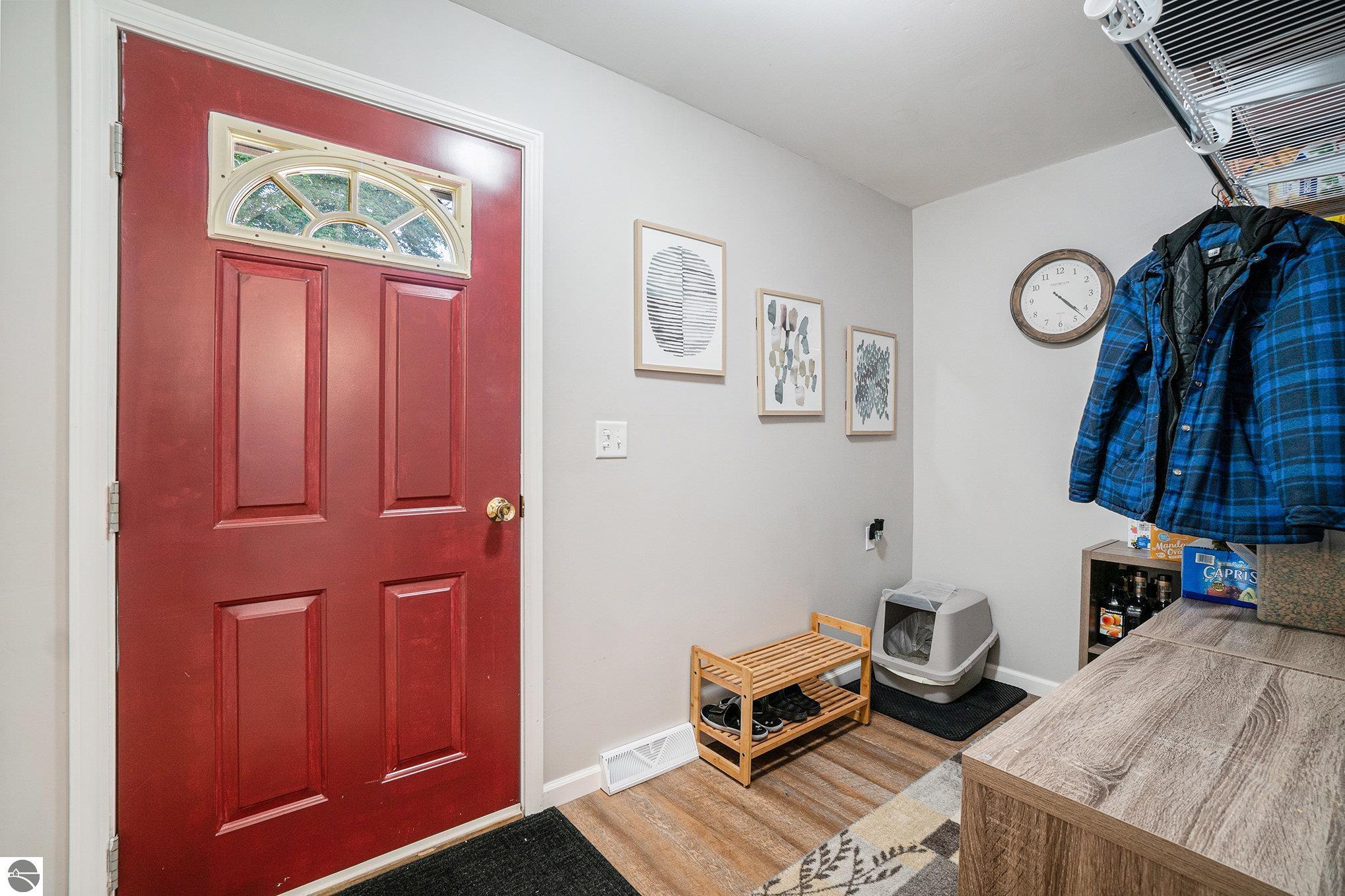 509 E Third Street, Elk Rapids, MI 49629 — Photo 33