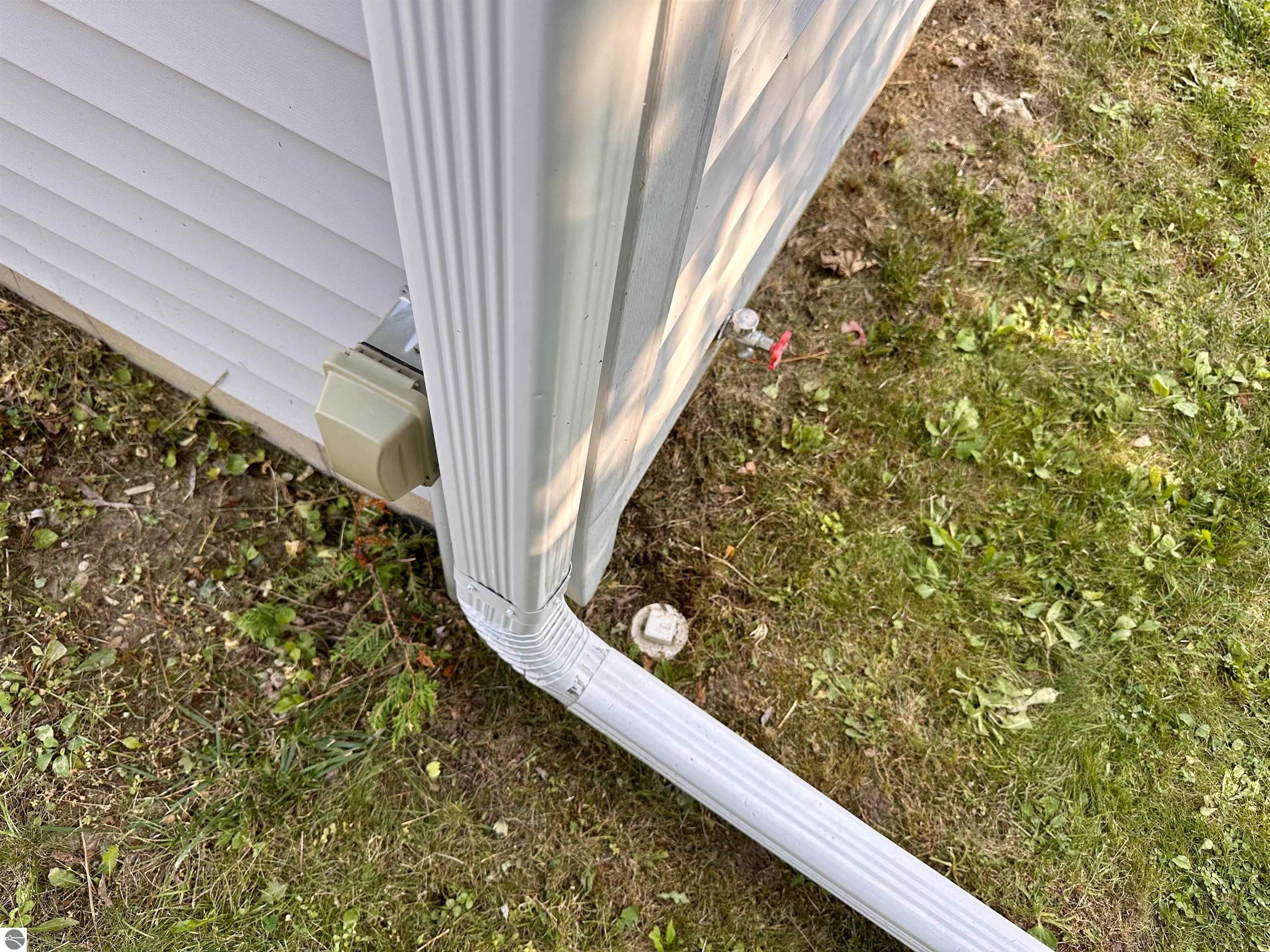 509 E Third Street, Elk Rapids, MI 49629 — Photo 39