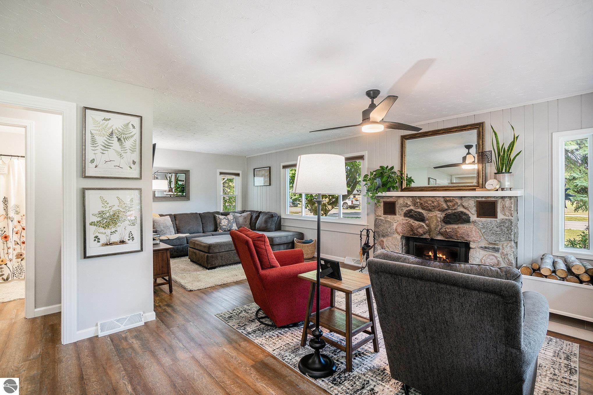 509 E Third Street, Elk Rapids, MI 49629 — Photo 5