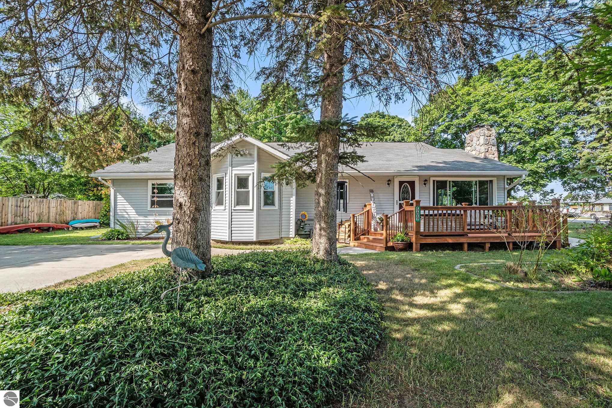 509 E Third Street, Elk Rapids, MI 49629 — Photo 41