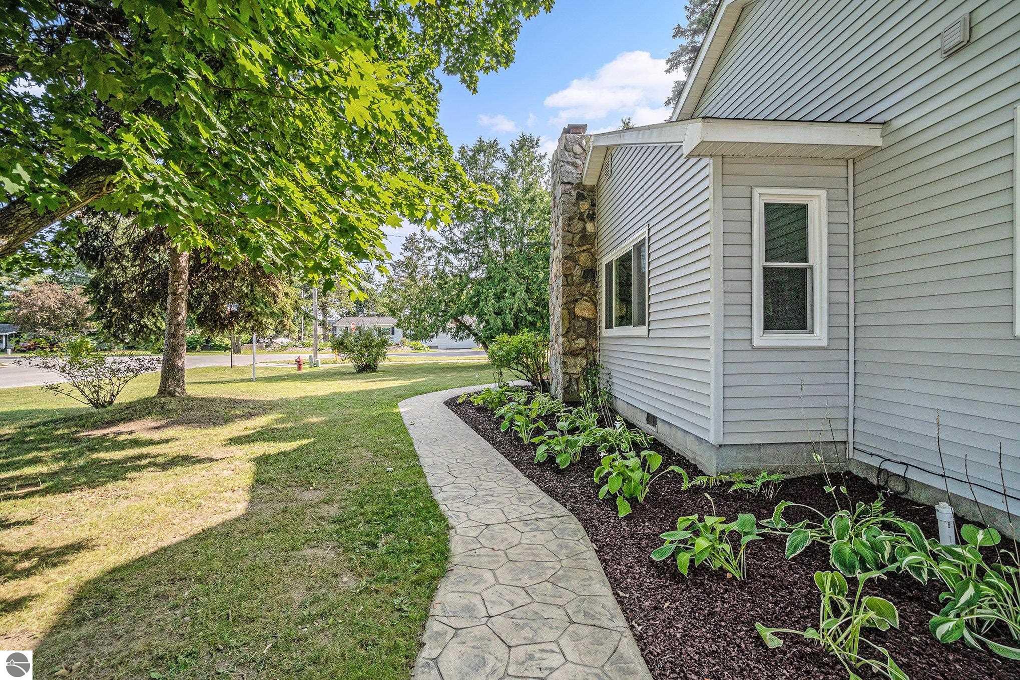 509 E Third Street, Elk Rapids, MI 49629 — Photo 45
