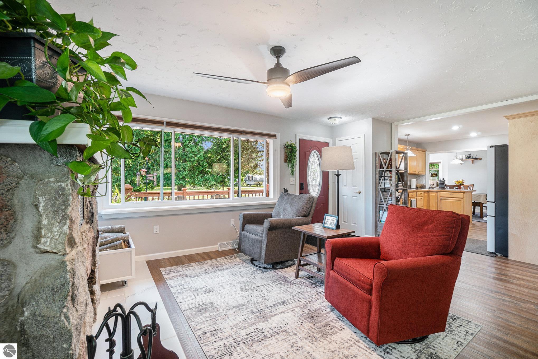 509 E Third Street, Elk Rapids, MI 49629 — Photo 7