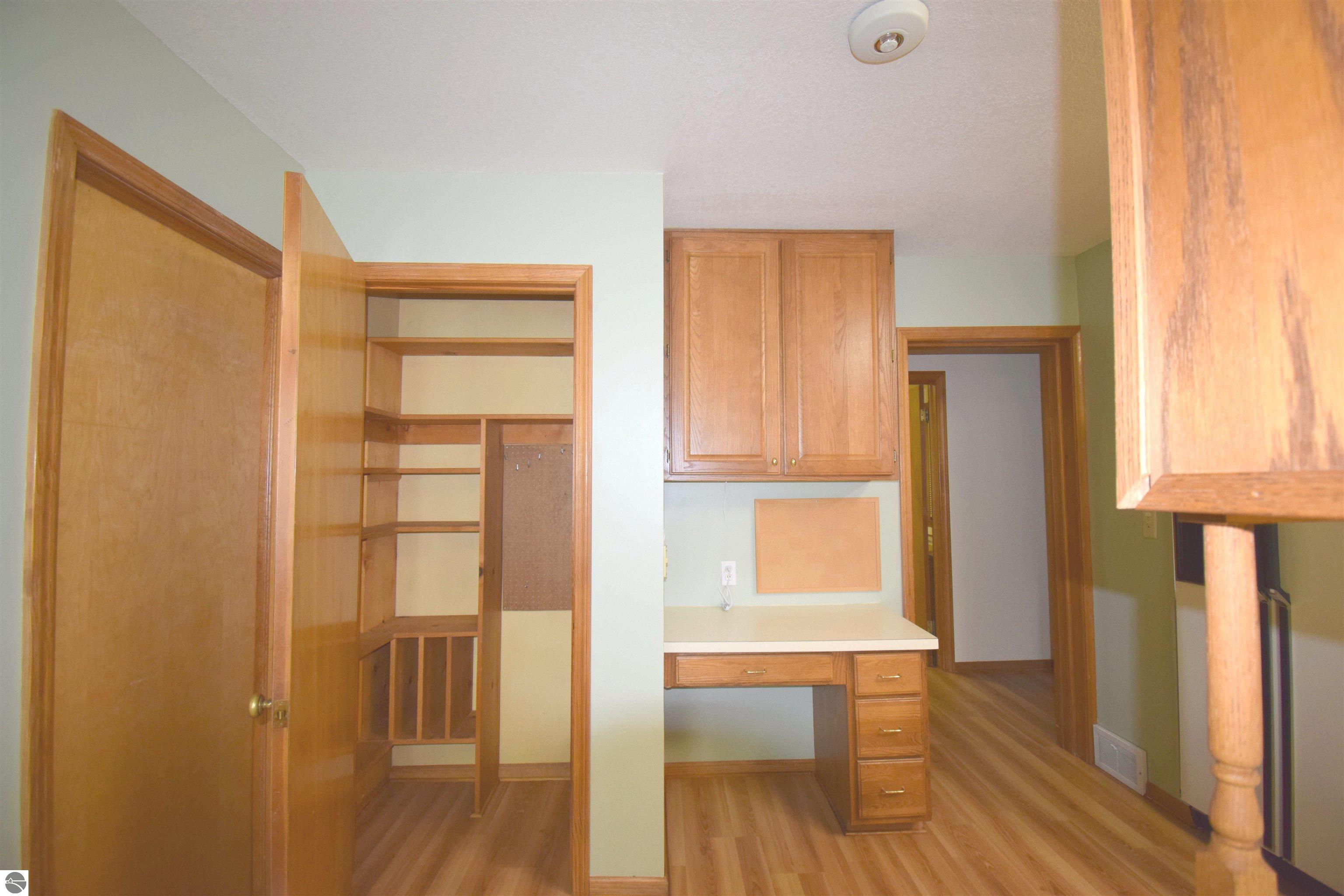 301 John R Street, Clare, MI 48617 — Photo 16