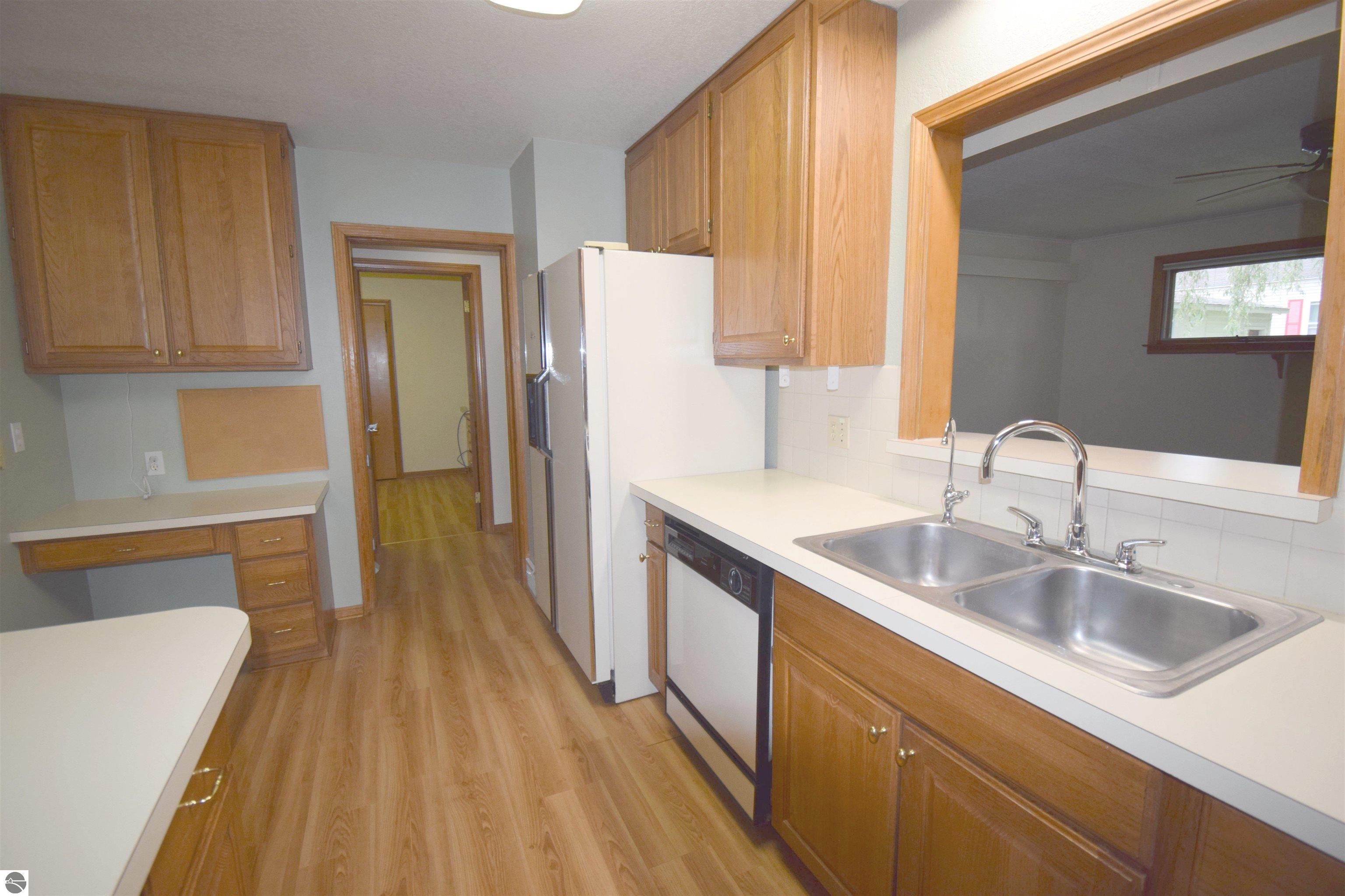 301 John R Street, Clare, MI 48617 — Photo 18