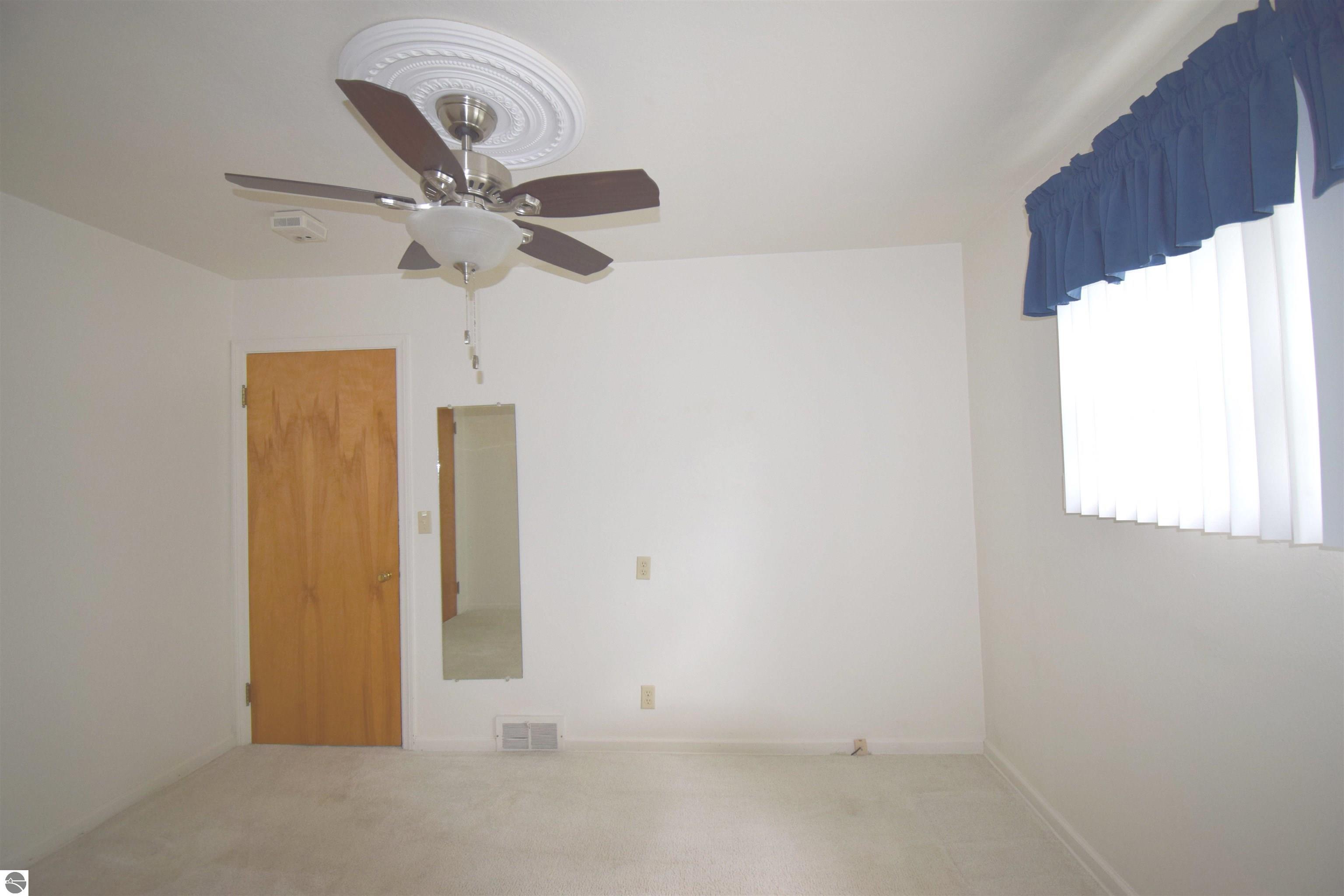 301 John R Street, Clare, MI 48617 — Photo 26