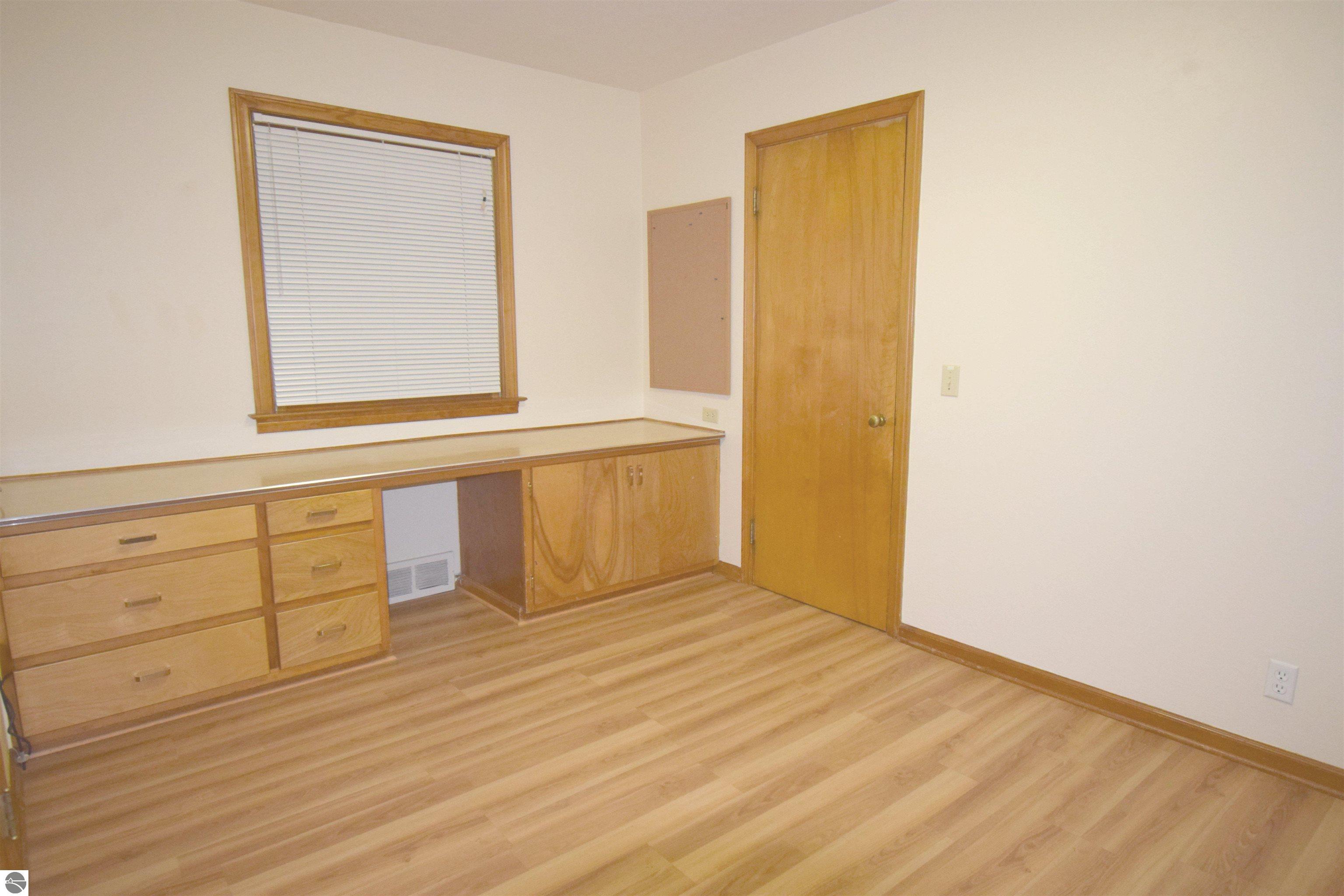 301 John R Street, Clare, MI 48617 — Photo 29