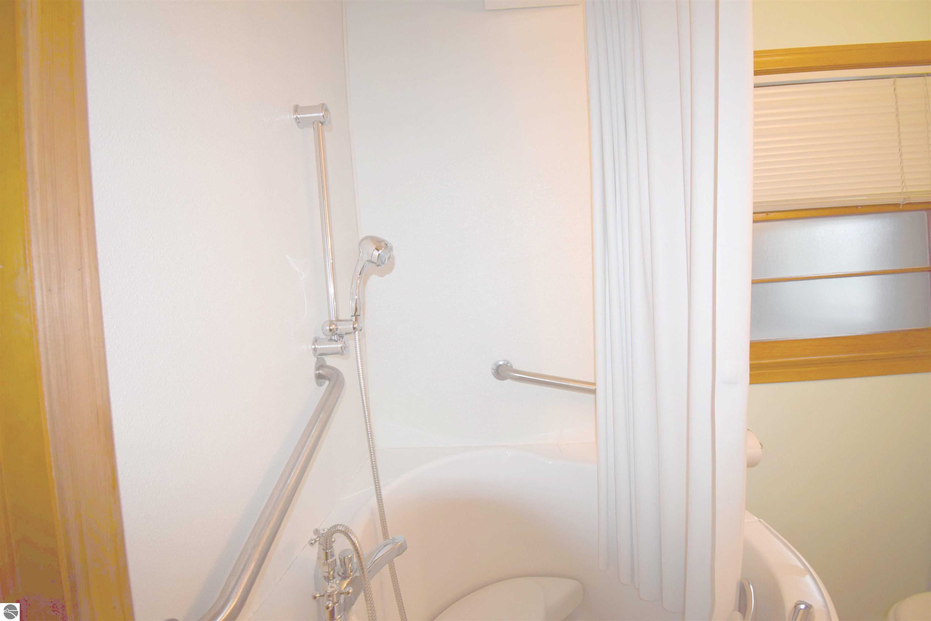 301 John R Street, Clare, MI 48617 — Photo 51