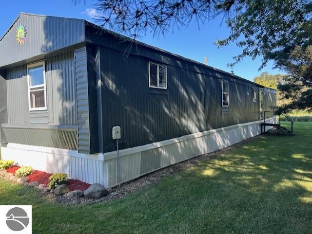 209 S Sterling, Ashley, MI 48806 — Photo 2