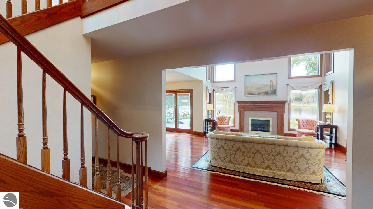 501 Wilcox Parkway, Clare, MI 48617 — Photo 12