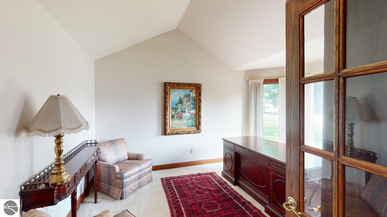 501 Wilcox Parkway, Clare, MI 48617 — Photo 18