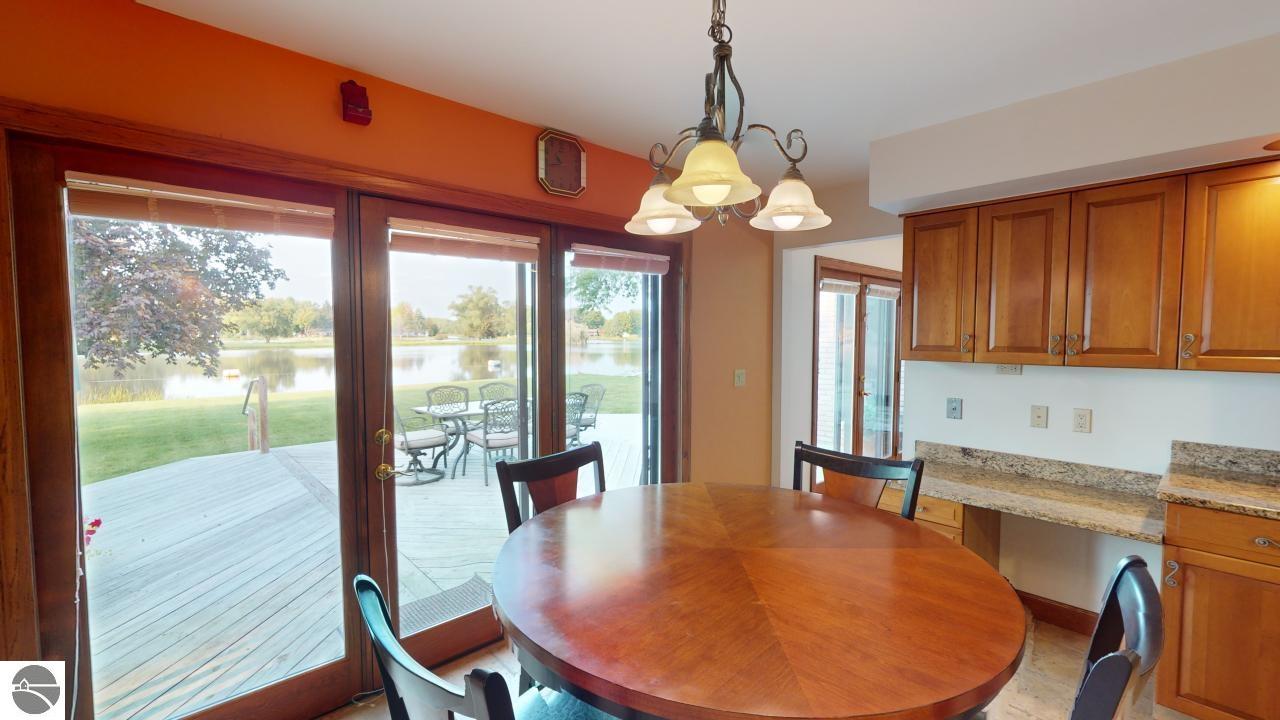 501 Wilcox Parkway, Clare, MI 48617 — Photo 25
