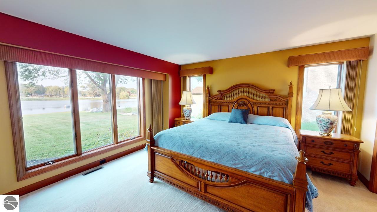 501 Wilcox Parkway, Clare, MI 48617 — Photo 26