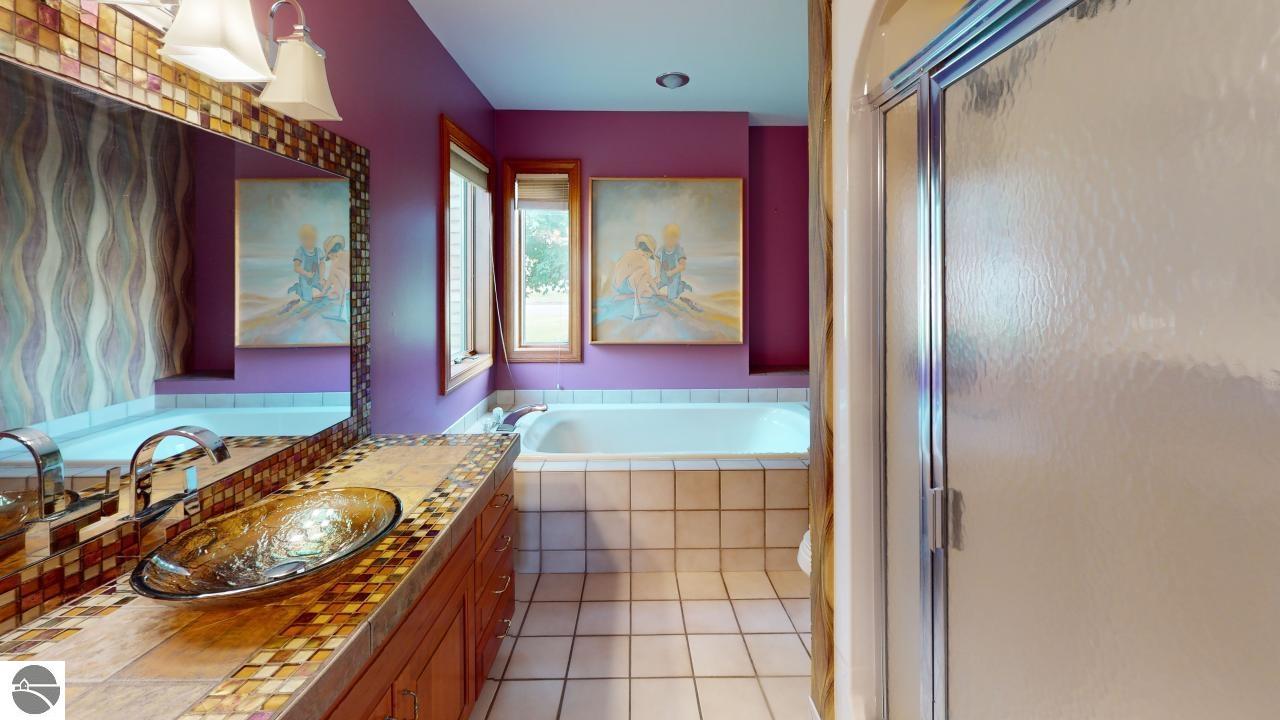501 Wilcox Parkway, Clare, MI 48617 — Photo 30