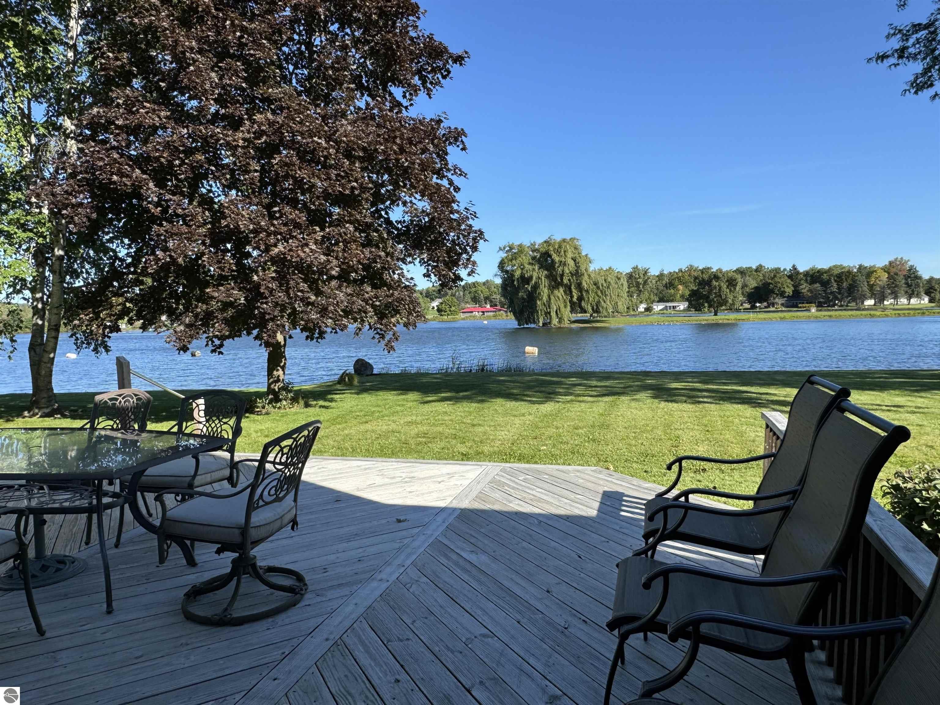 501 Wilcox Parkway, Clare, MI 48617 — Photo 7
