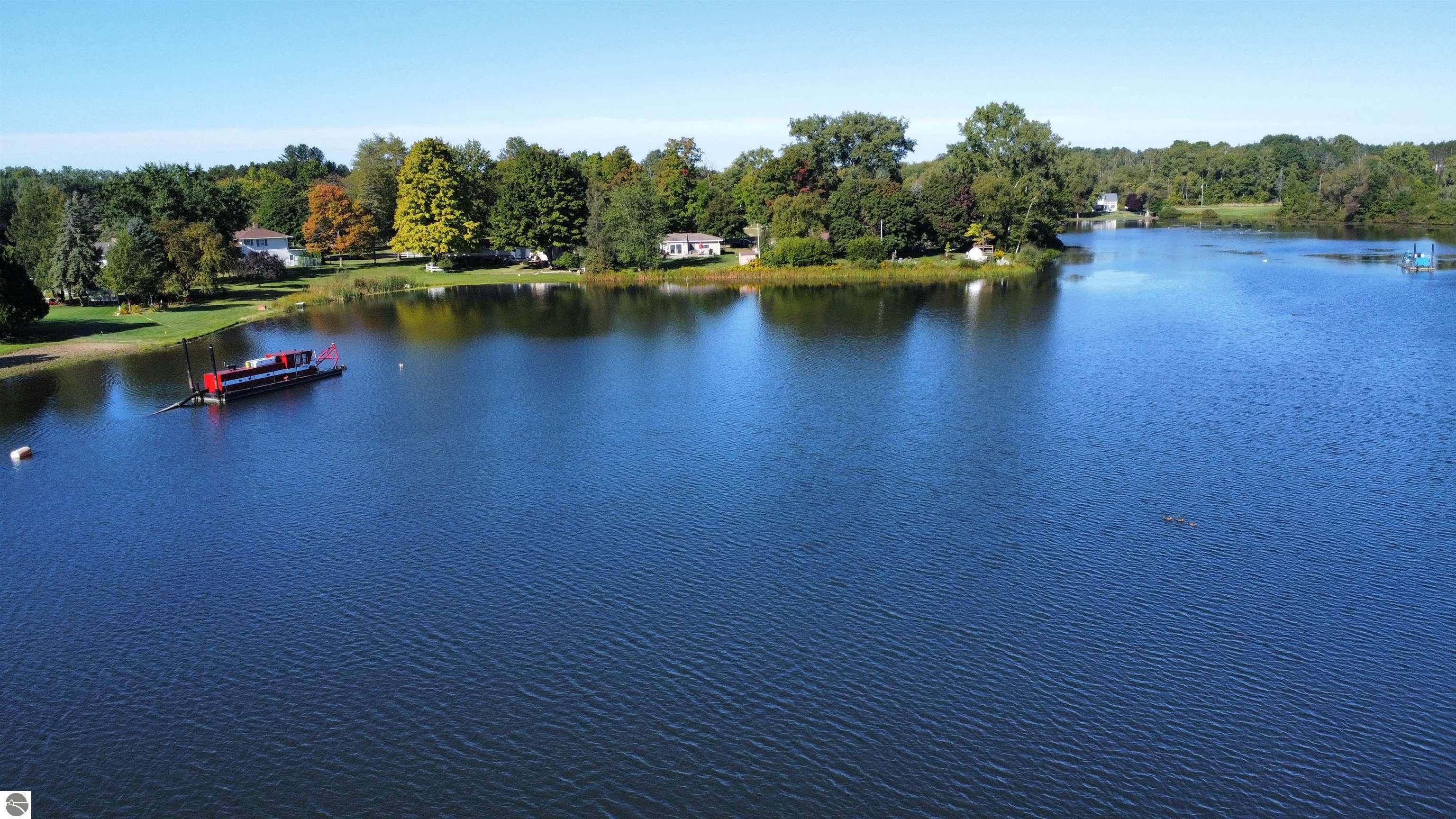 501 Wilcox Parkway, Clare, MI 48617 — Photo 10