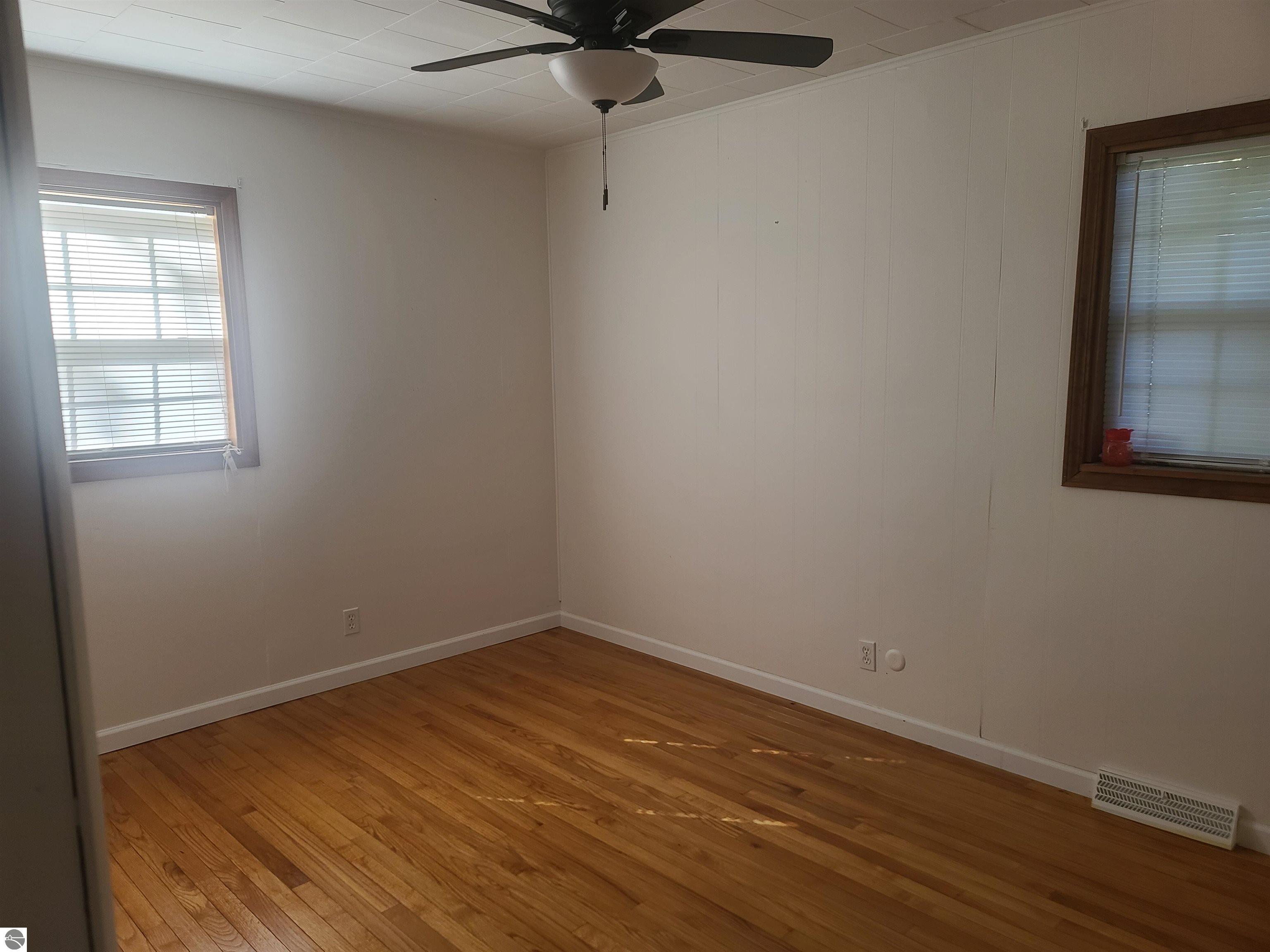 208 S Washington Street, Mancelona, MI 49659 — Photo 12