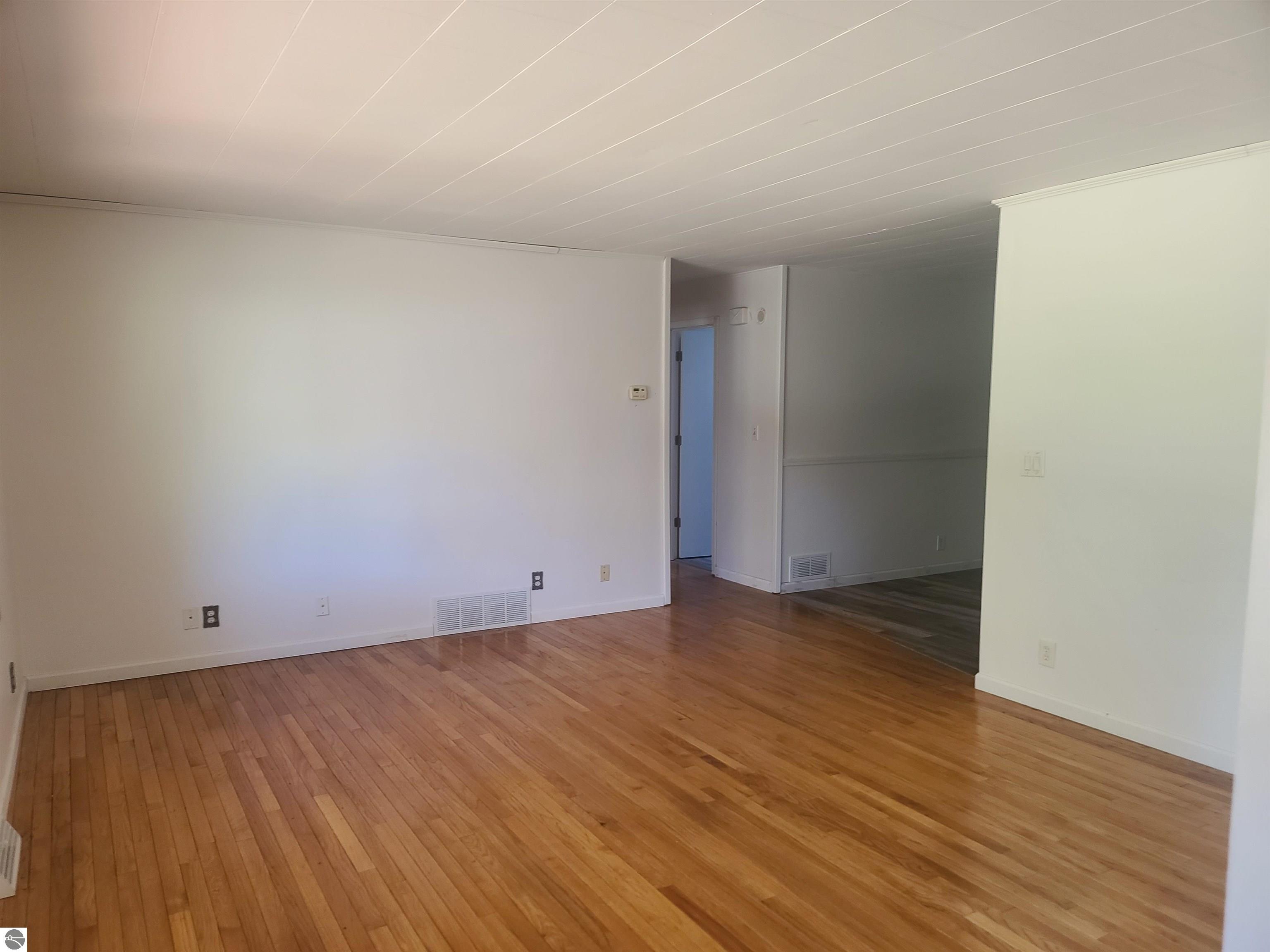 208 S Washington Street, Mancelona, MI 49659 — Photo 9