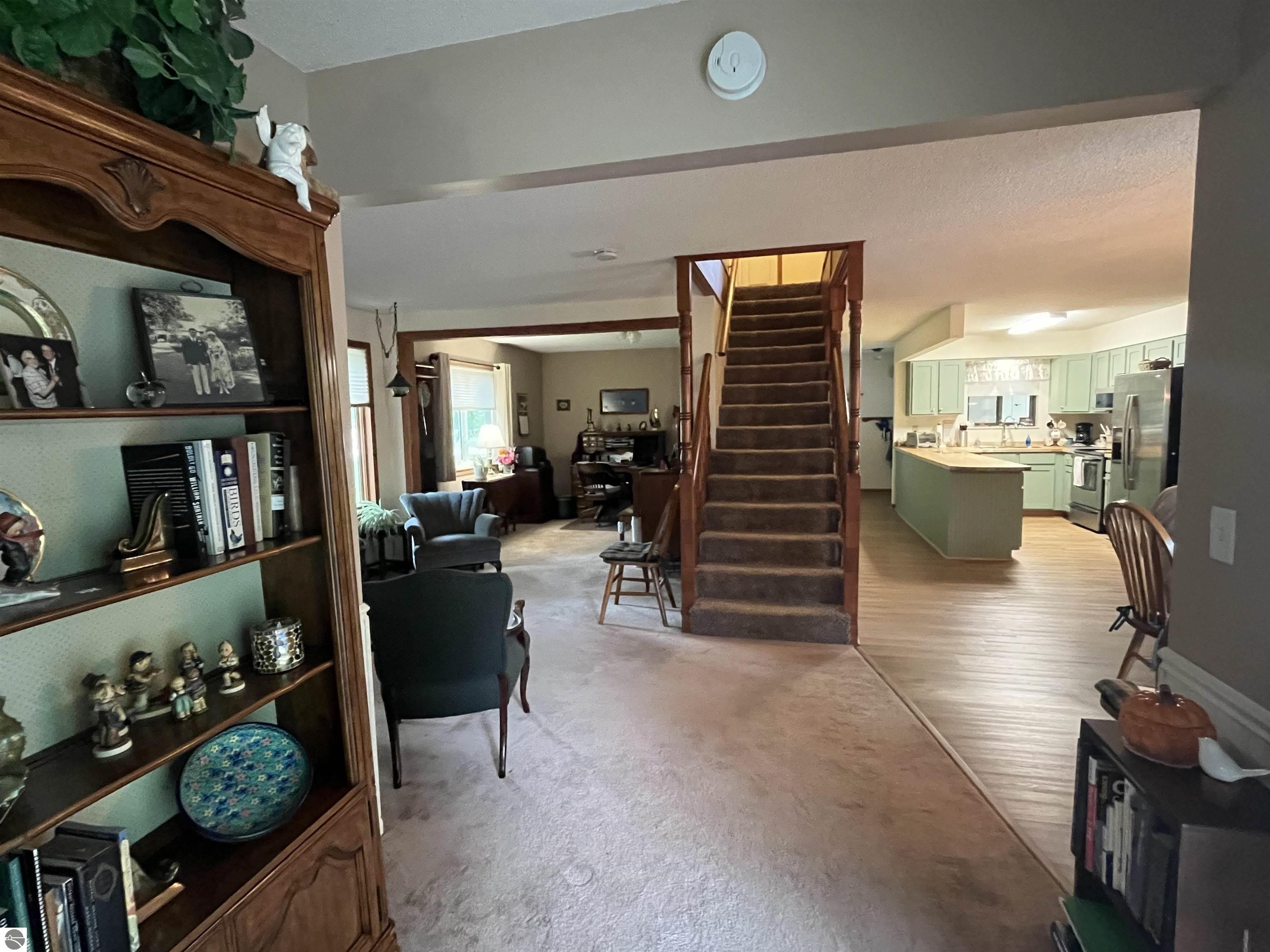 308 Forest Avenue, Clare, MI 48617 — Photo 18
