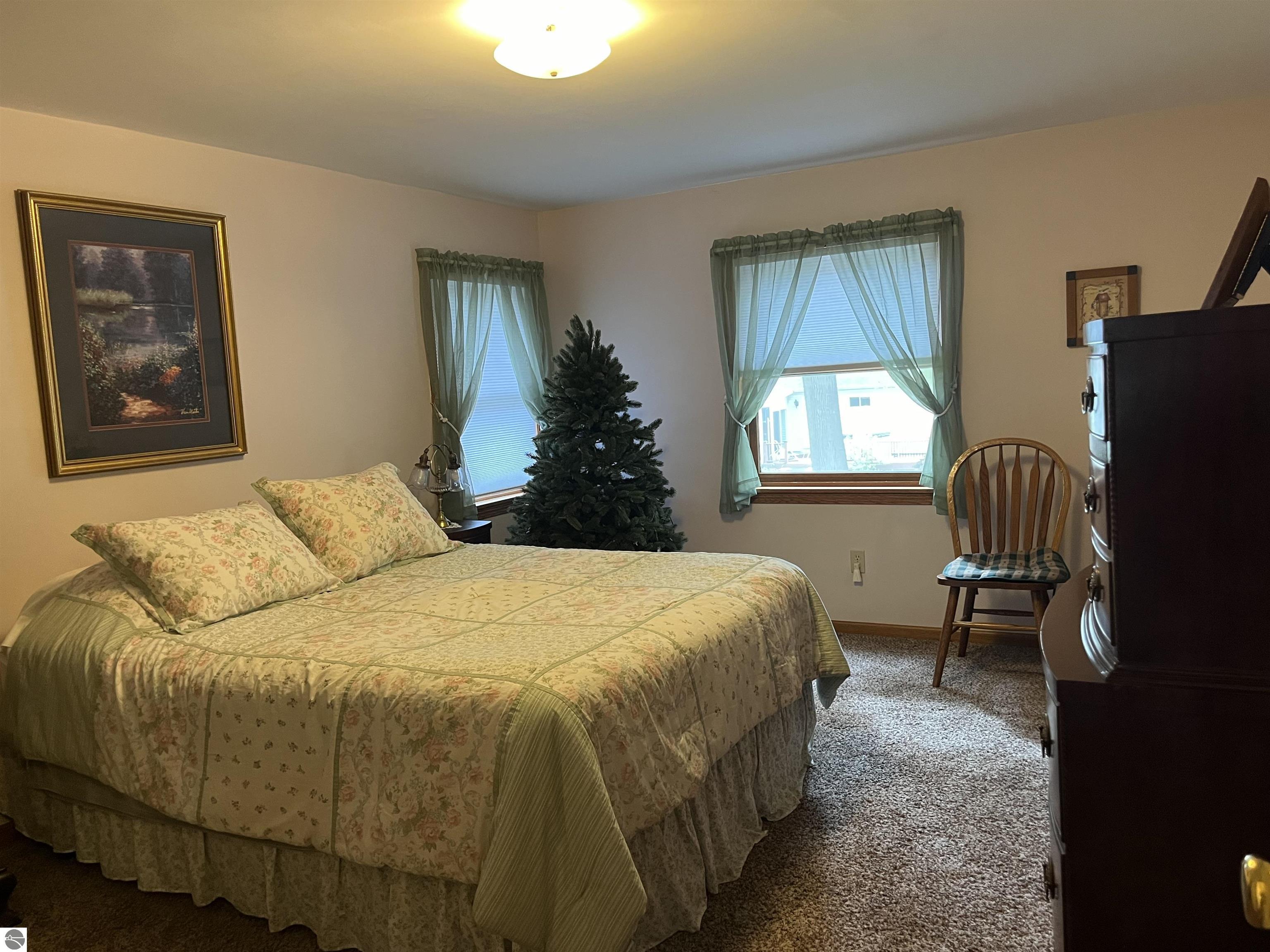308 Forest Avenue, Clare, MI 48617 — Photo 28