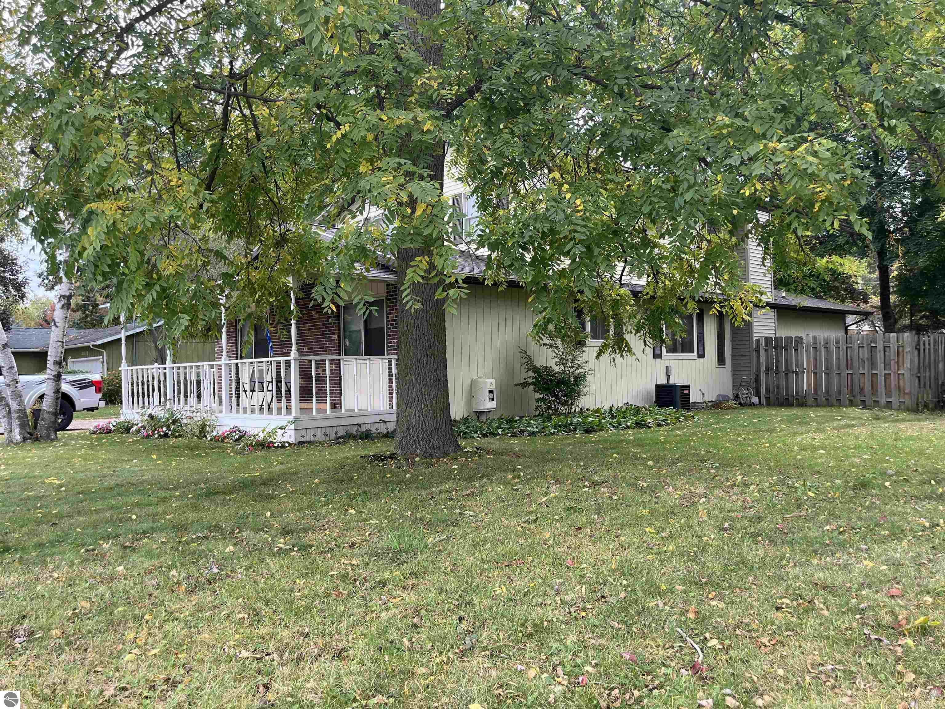 308 Forest Avenue, Clare, MI 48617 — Photo 40
