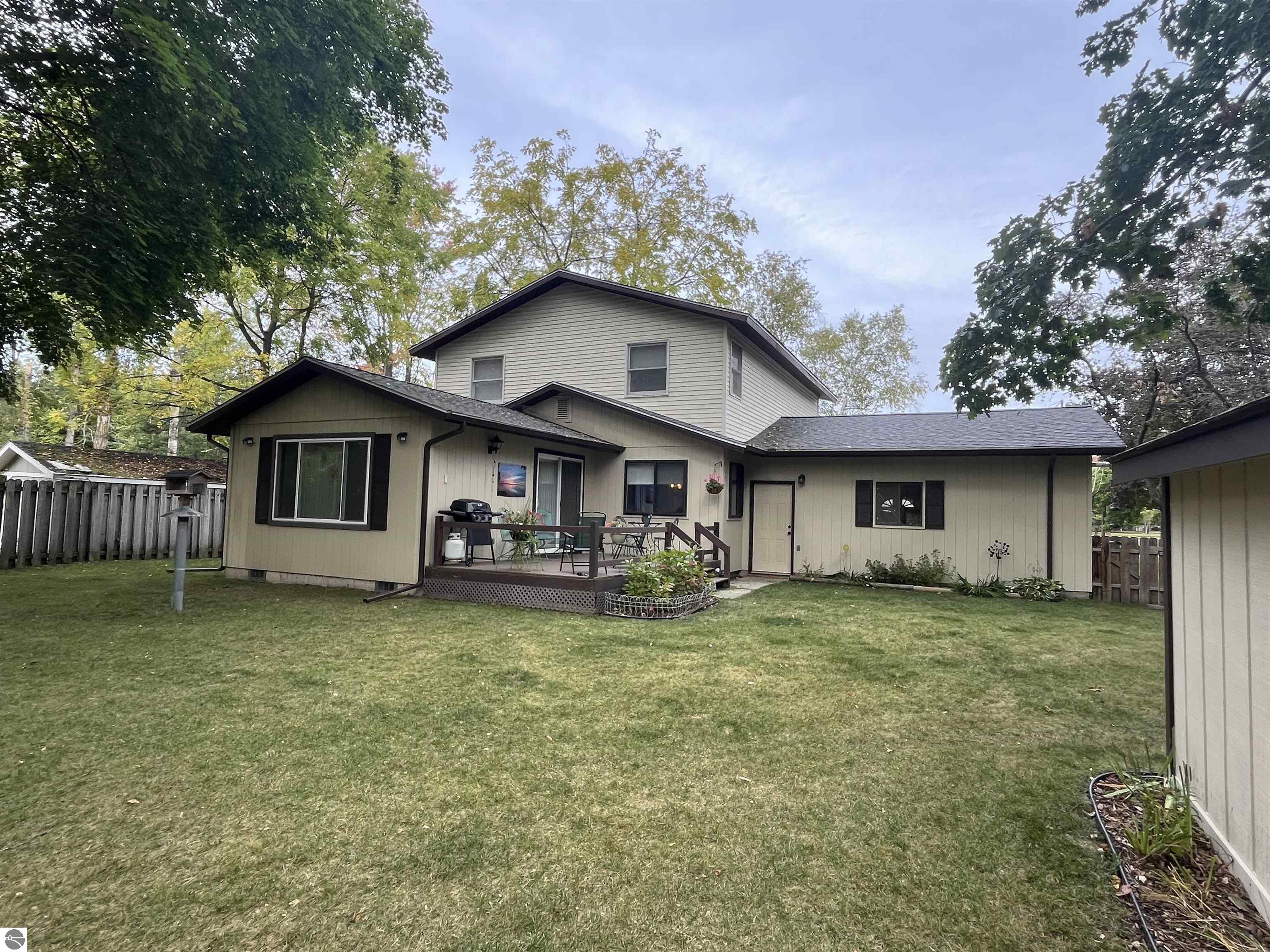 308 Forest Avenue, Clare, MI 48617 — Photo 41