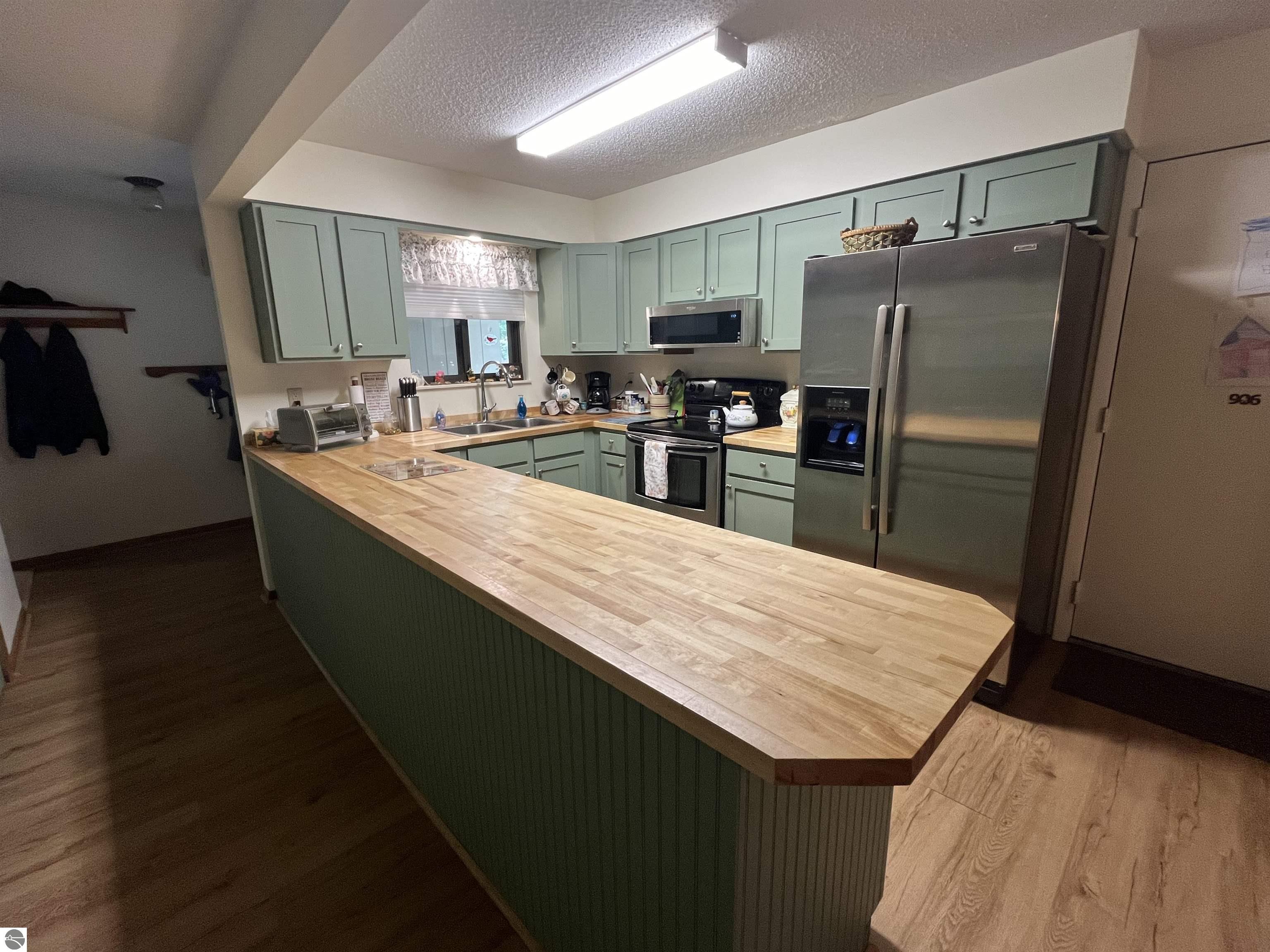 308 Forest Avenue, Clare, MI 48617 — Photo 7