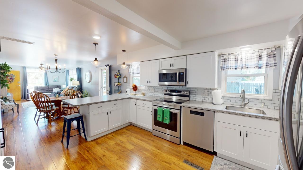 512 Manee Street, Clare, MI 48617 — Photo 11