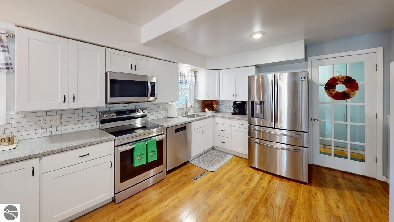 512 Manee Street, Clare, MI 48617 — Photo 13