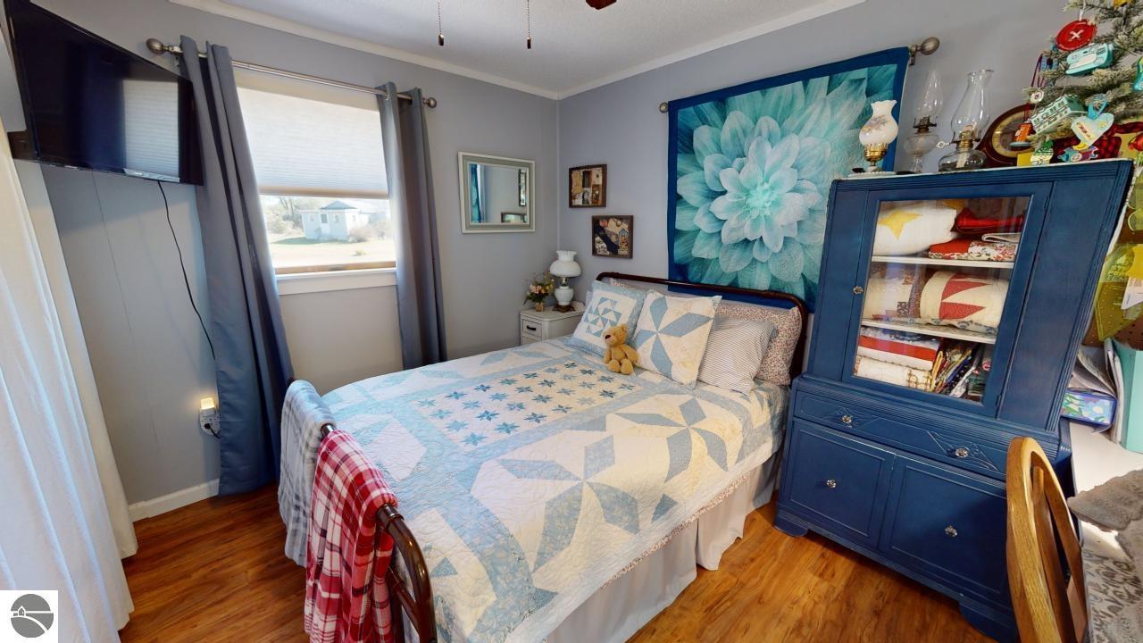 512 Manee Street, Clare, MI 48617 — Photo 18